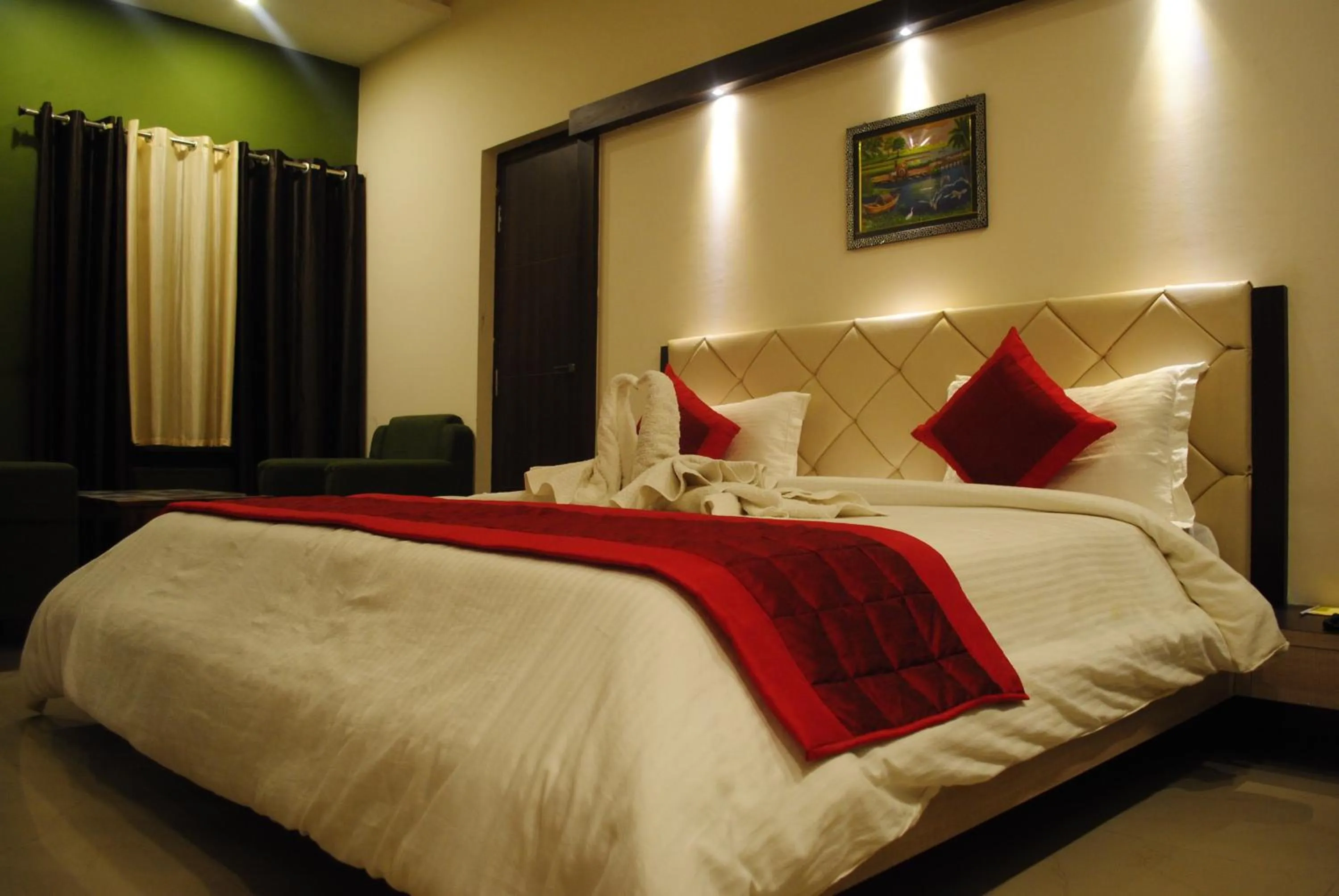 Bed in Comfort Inn Shubhra, Ghazipur