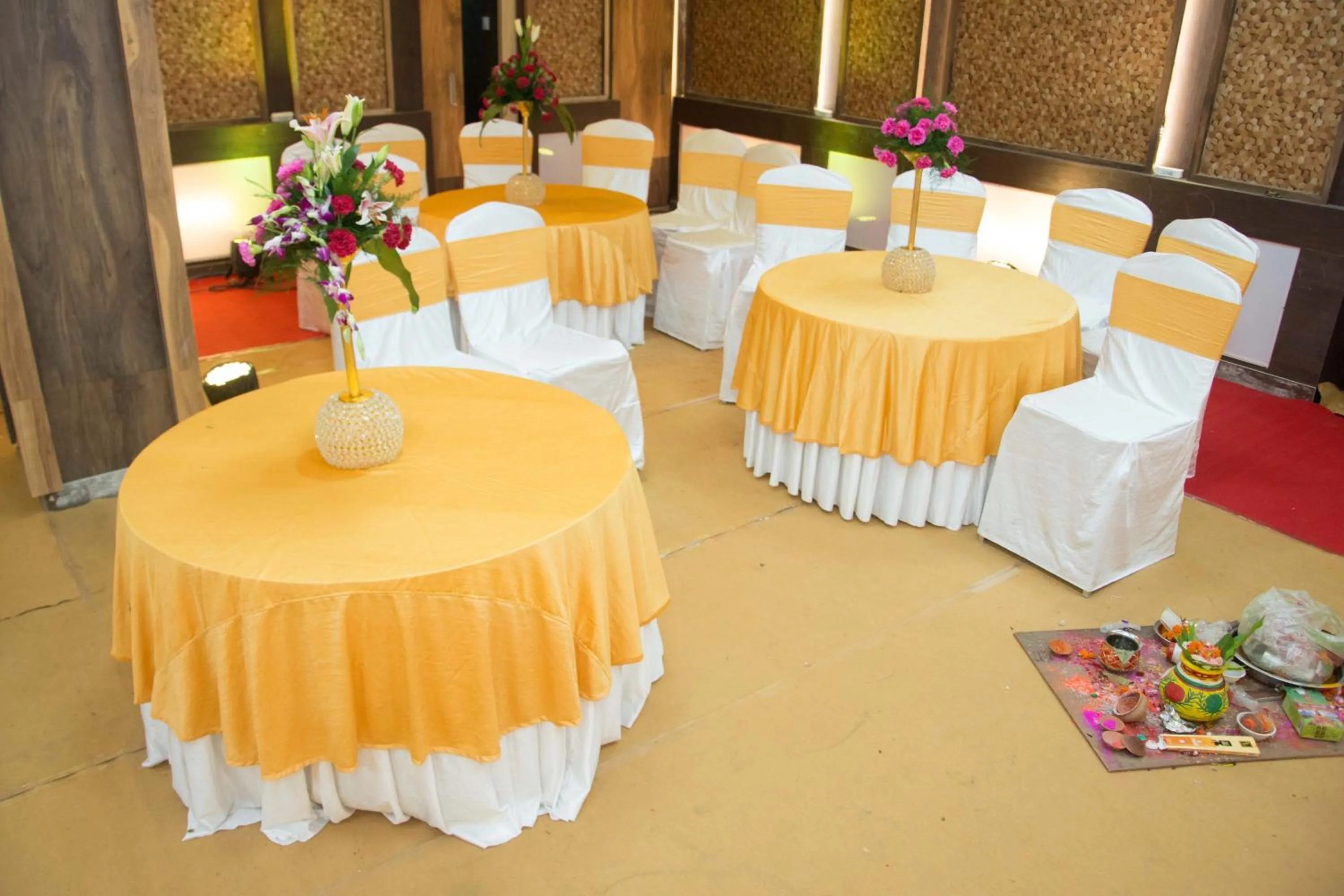 Banquet/Function facilities in Comfort Inn Shubhra, Ghazipur