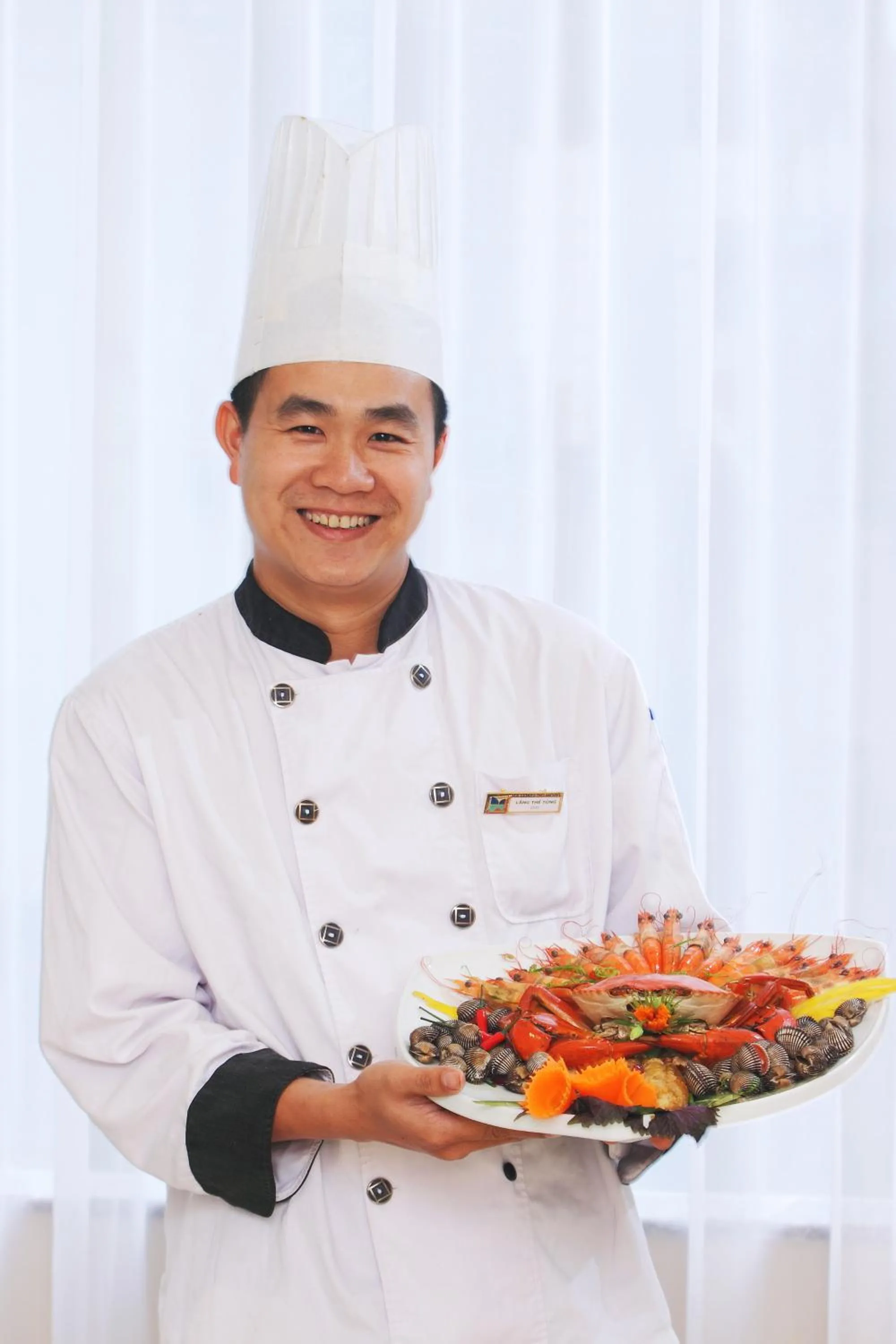 People in Ha Long DC Hotel