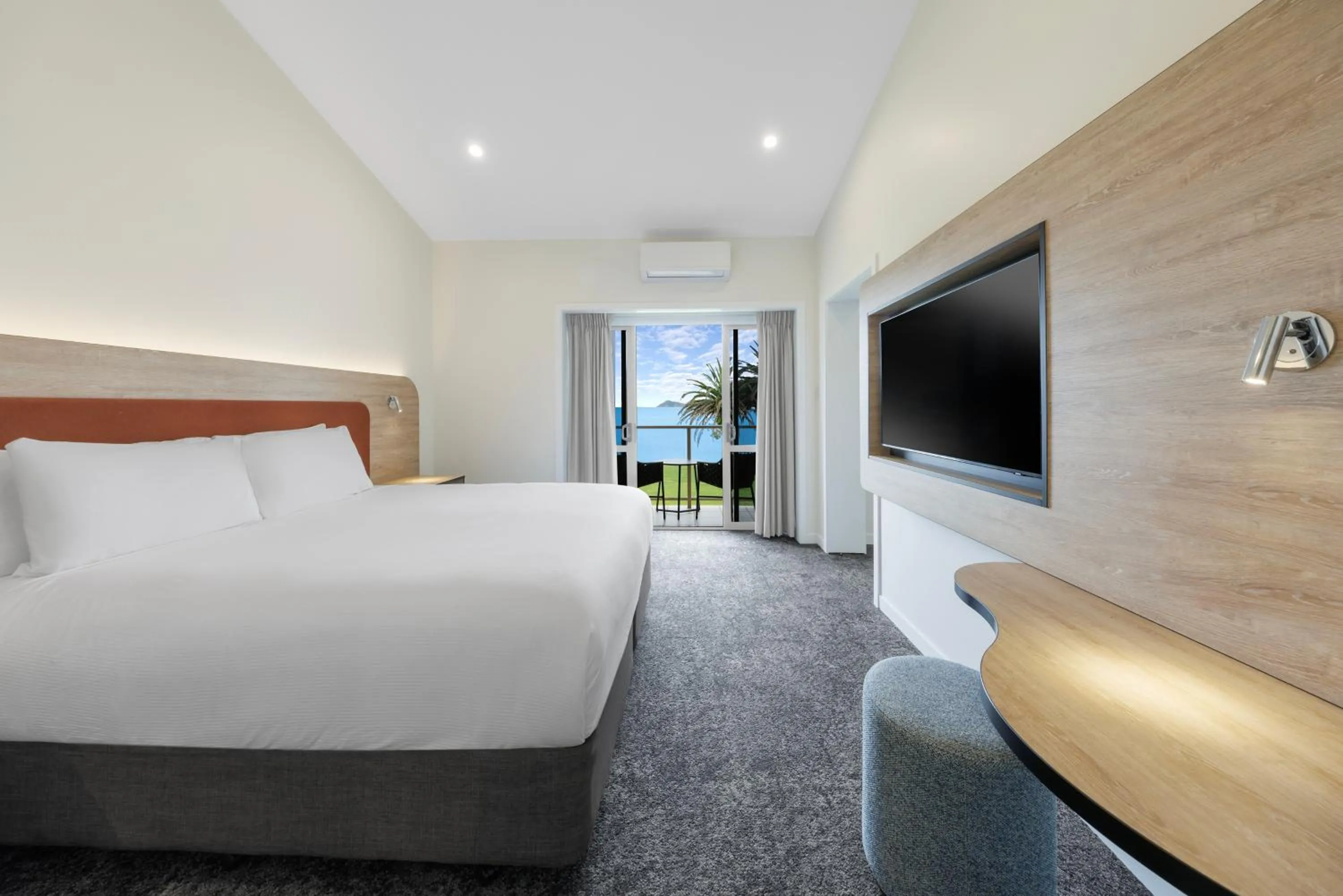 Bed in Copthorne Hotel & Resort Bay Of Islands