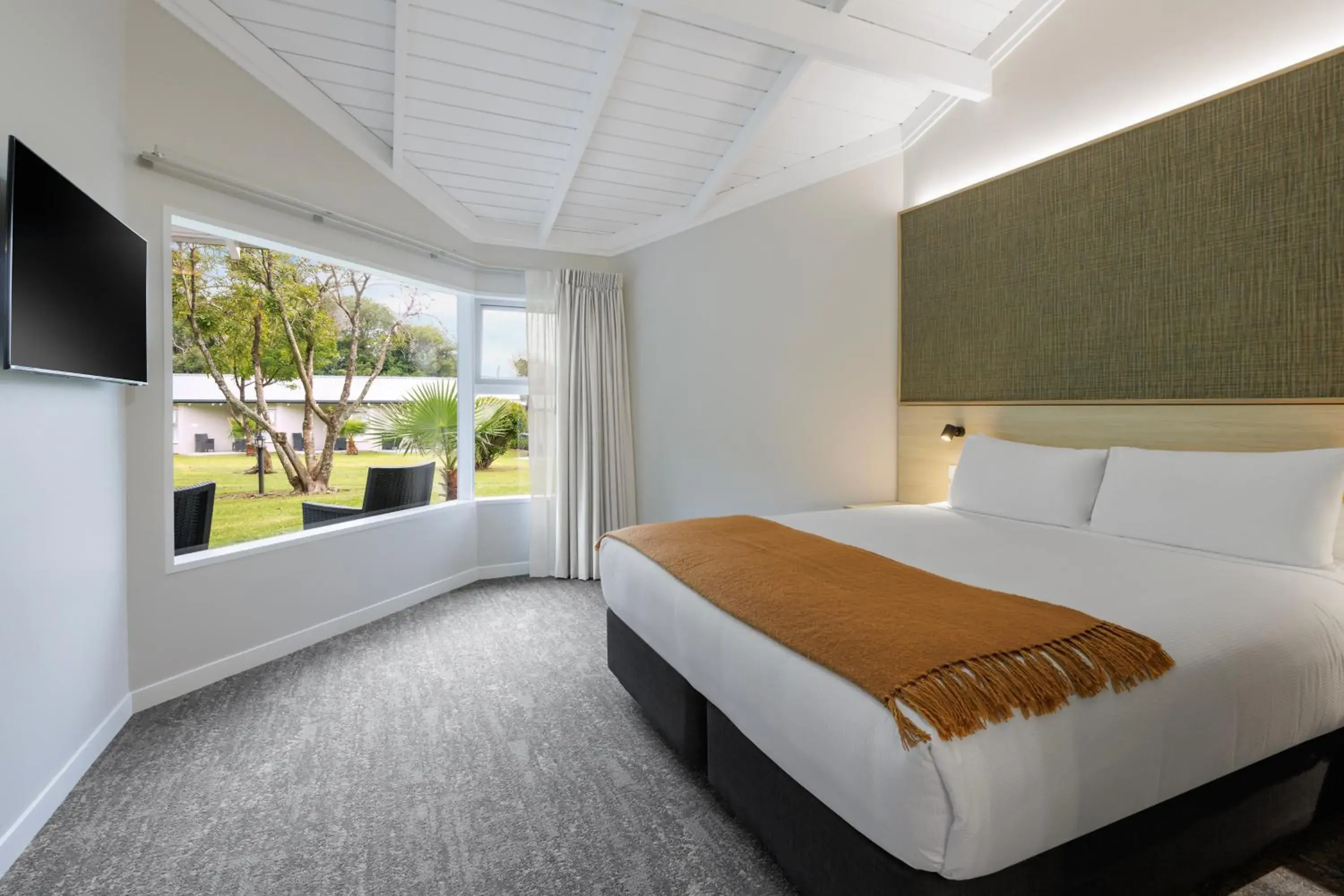 Bed in Copthorne Hotel & Resort Bay Of Islands Bed in Copthorne Hotel & Resort Bay Of Islands