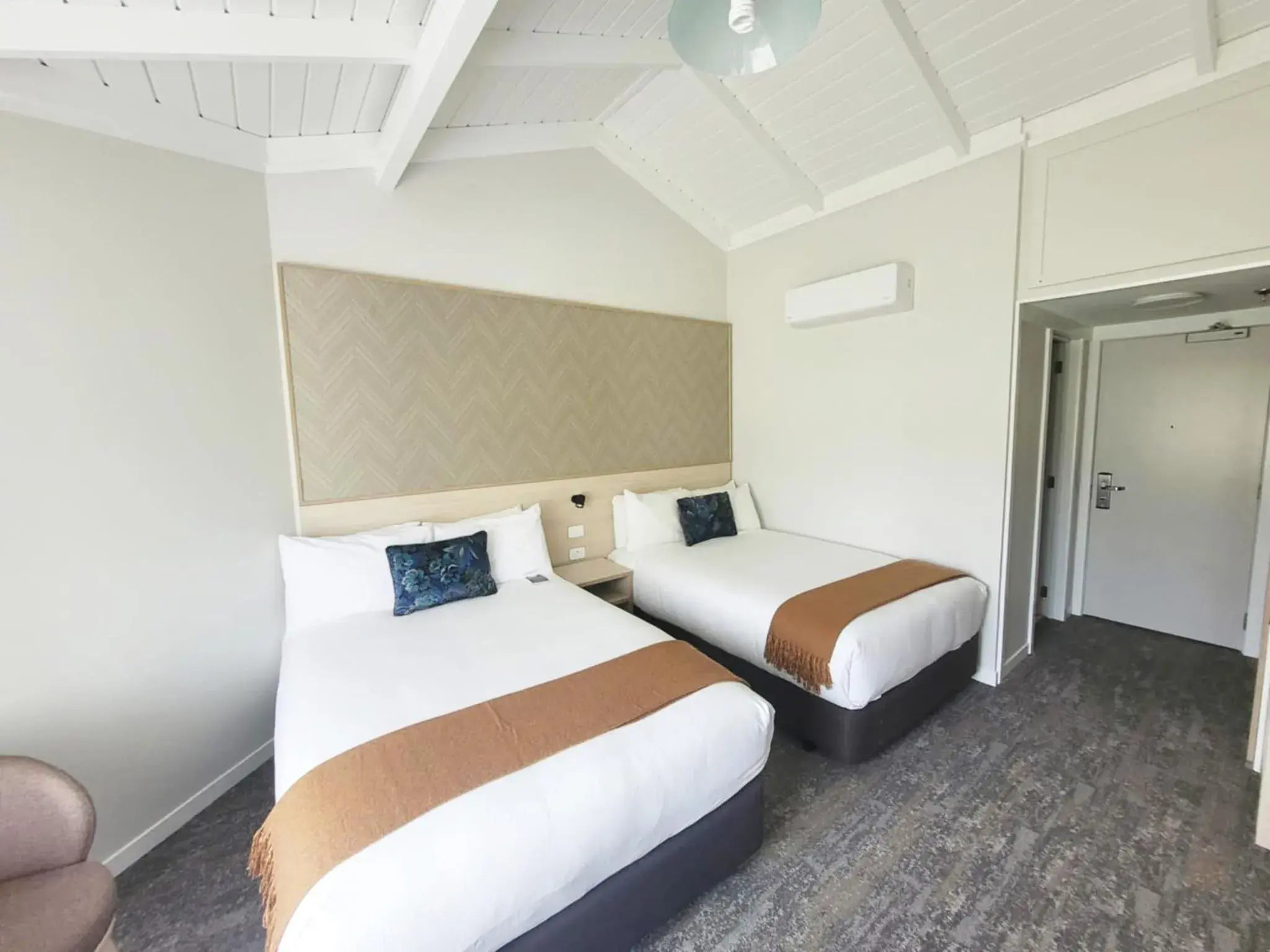 Bed in Copthorne Hotel & Resort Bay Of Islands Bed in Copthorne Hotel & Resort Bay Of Islands