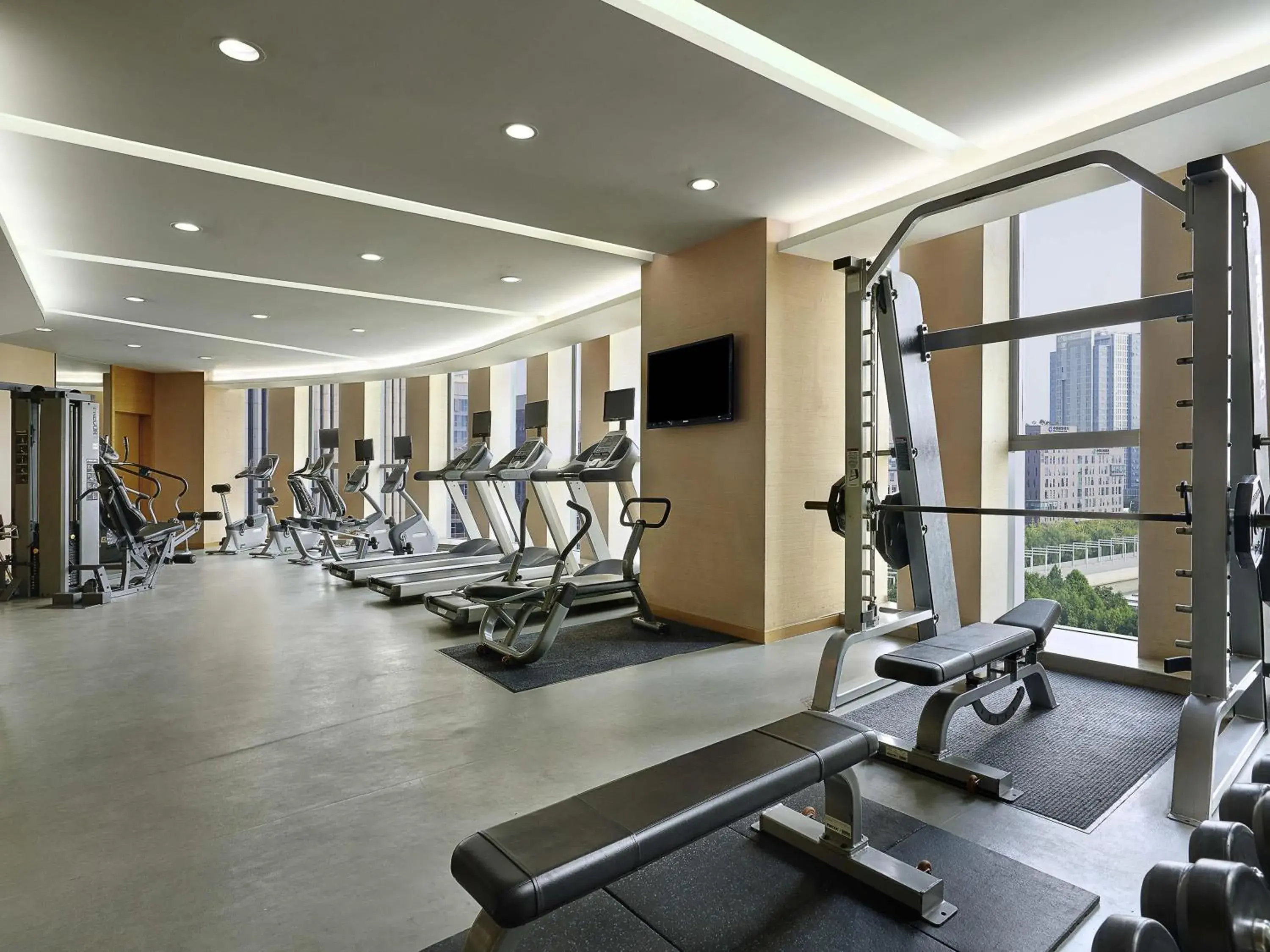 Fitness centre/facilities in Pullman Wuxi New Lake Fitness centre/facilities in Pullman Wuxi New Lake