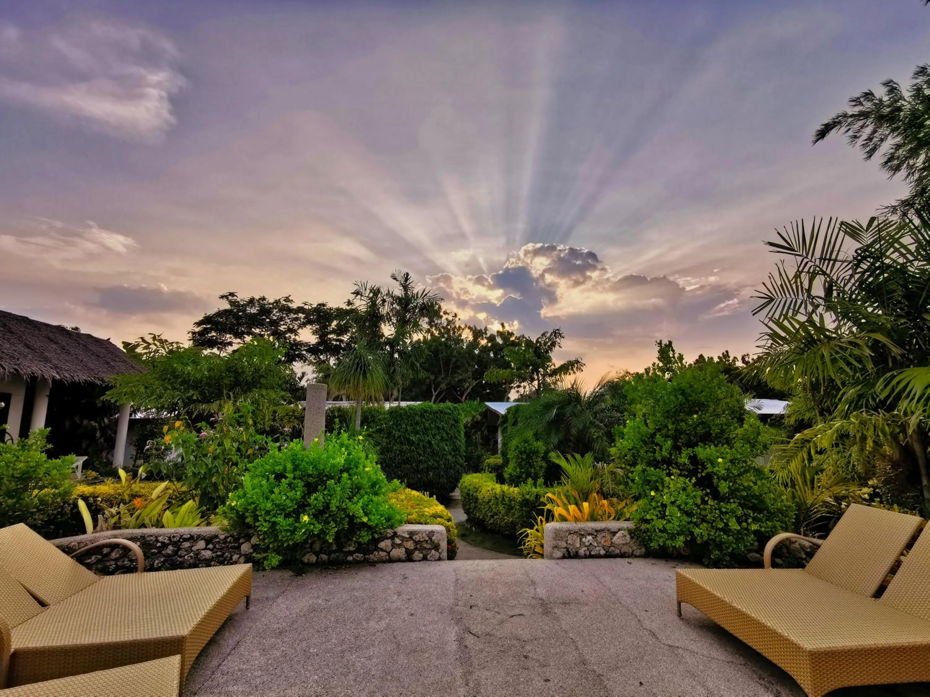 Garden in Marcosas Cottages Resort