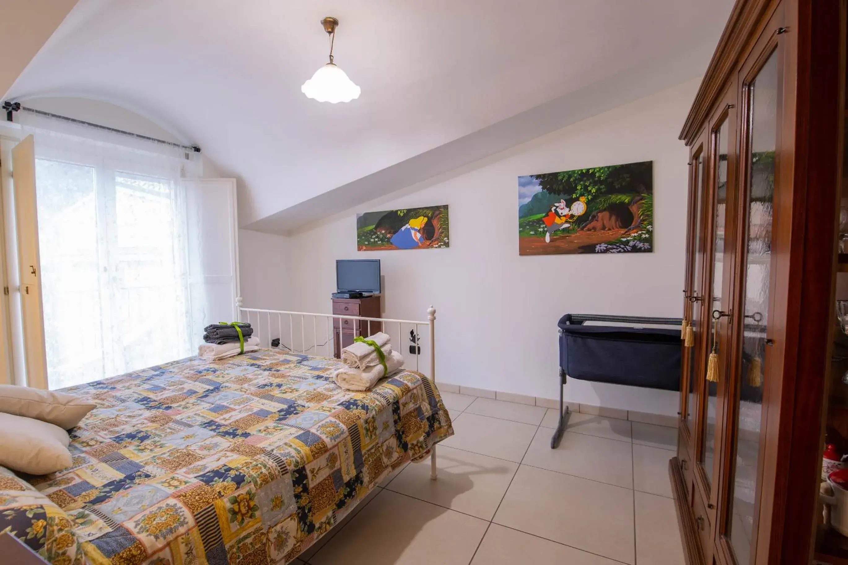 Double Room with Private External Bathroom - single occupancy in B&B delle Meraviglie Salerno Hills Double Room with Private External Bathroom - single occupancy in B&B delle Meraviglie Salerno Hills