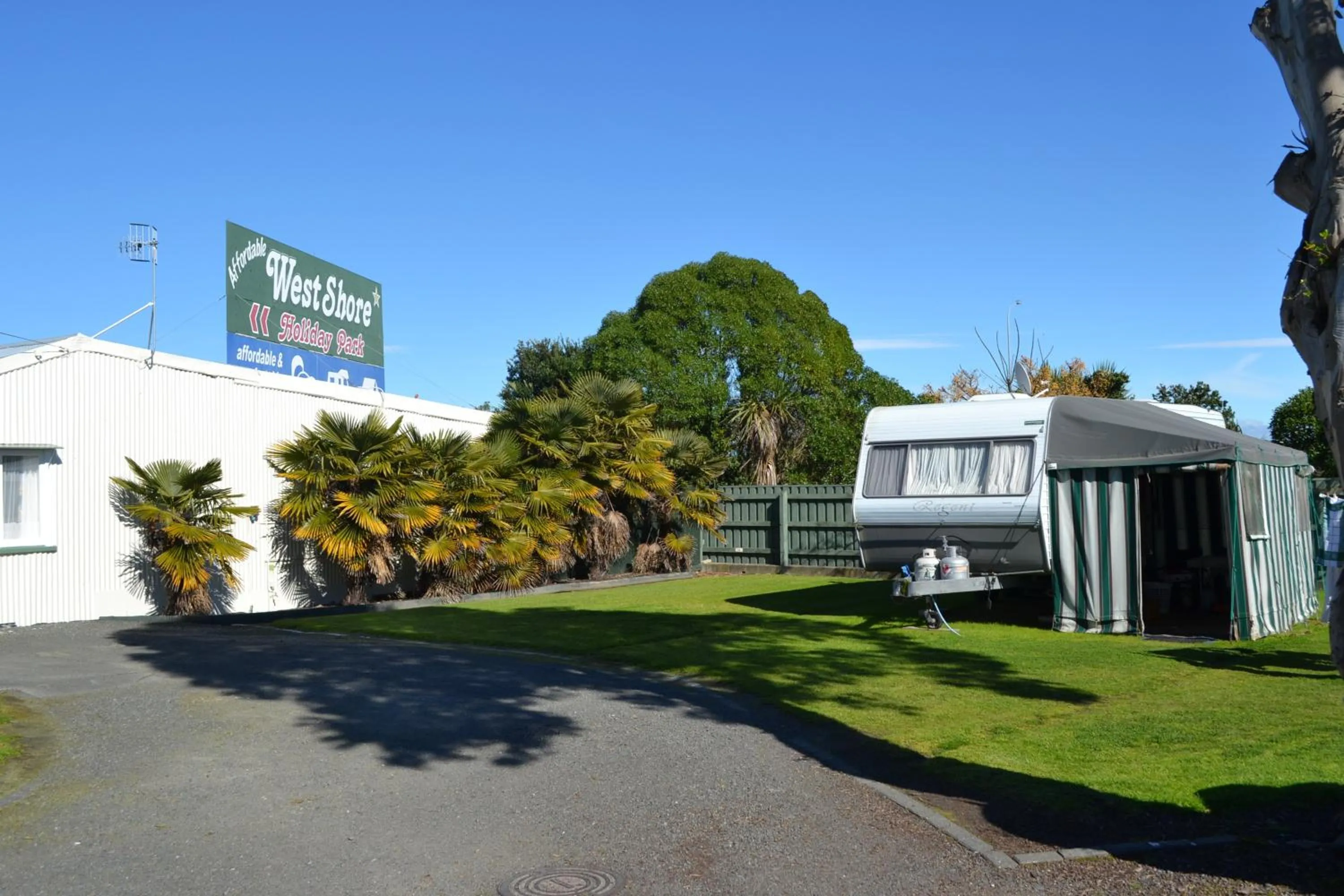 Property building in Westshore Holiday Park