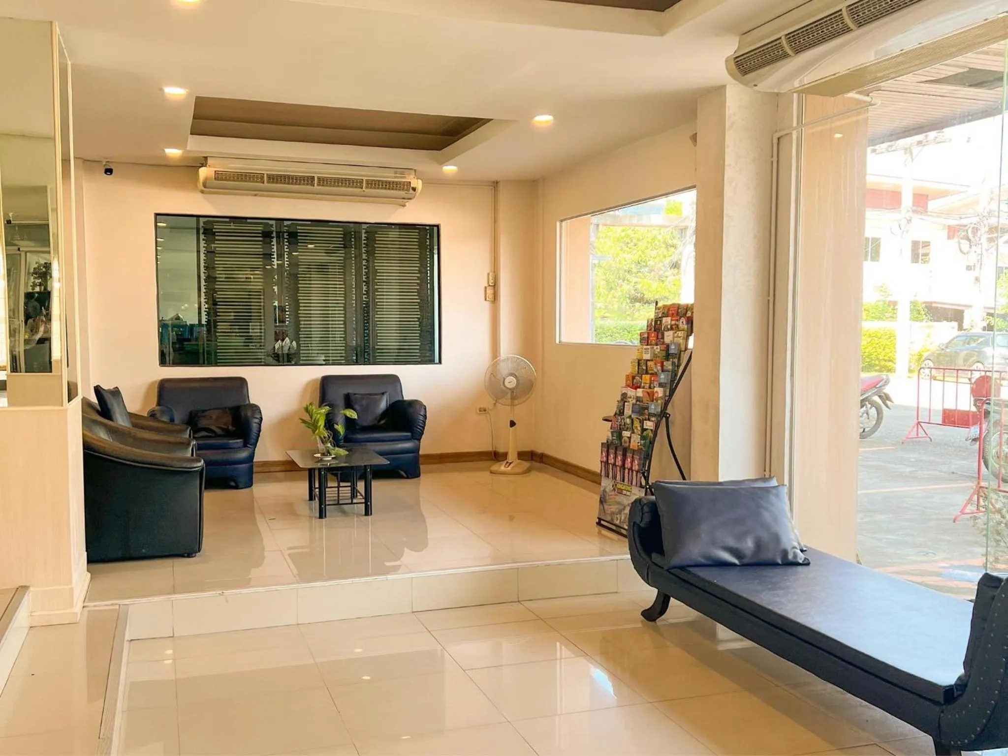 Seating area in Inspire House Hotel