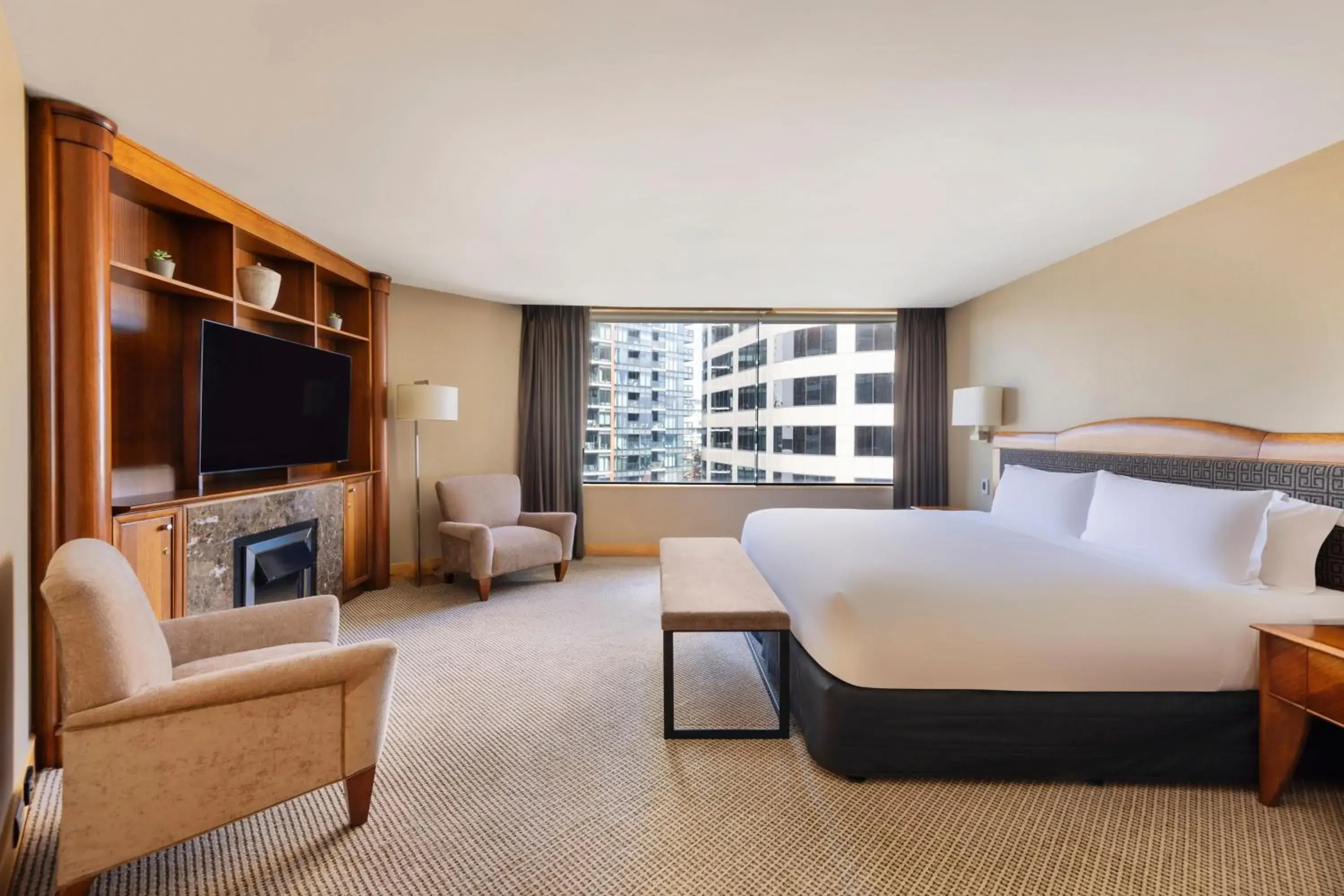 Photo of the whole room, Seating Area in JW Marriott Auckland