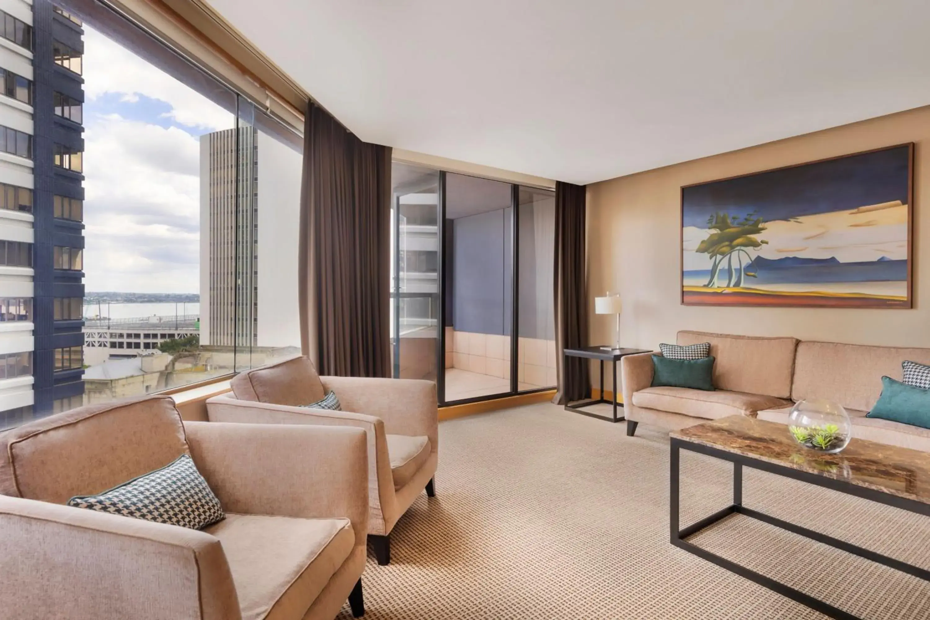 Photo of the whole room, Seating Area in JW Marriott Auckland