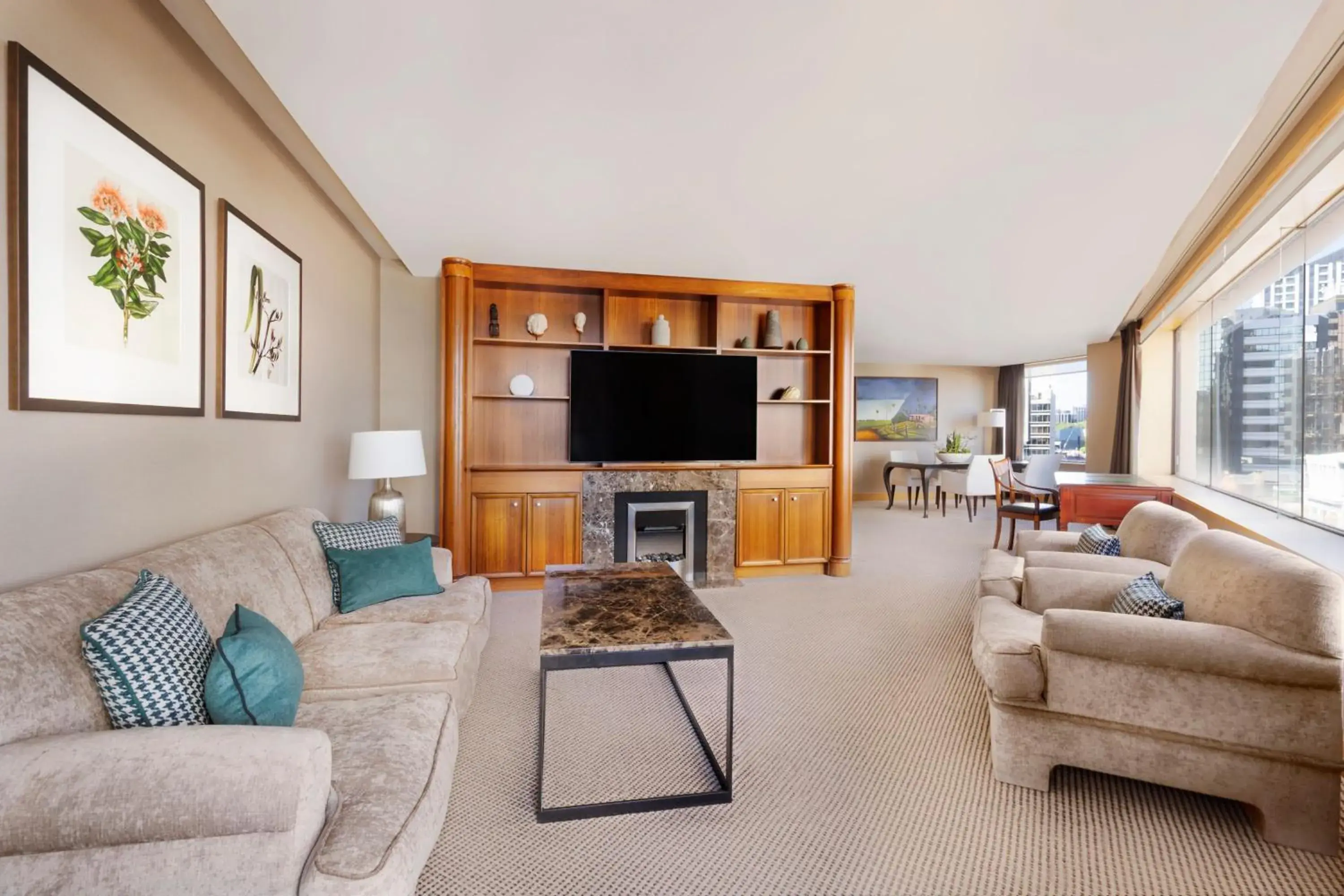 Photo of the whole room, Seating Area in JW Marriott Auckland