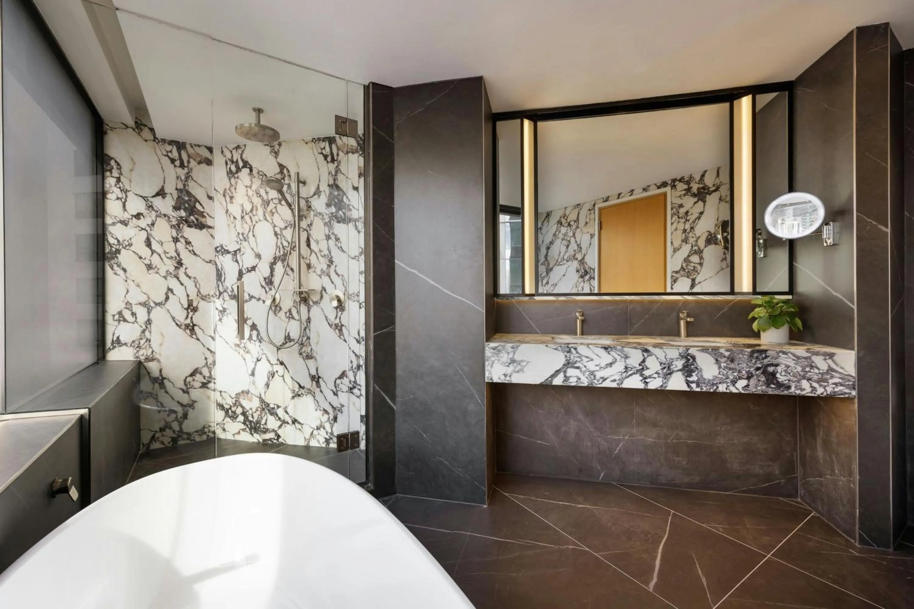 Photo of the whole room in JW Marriott Auckland