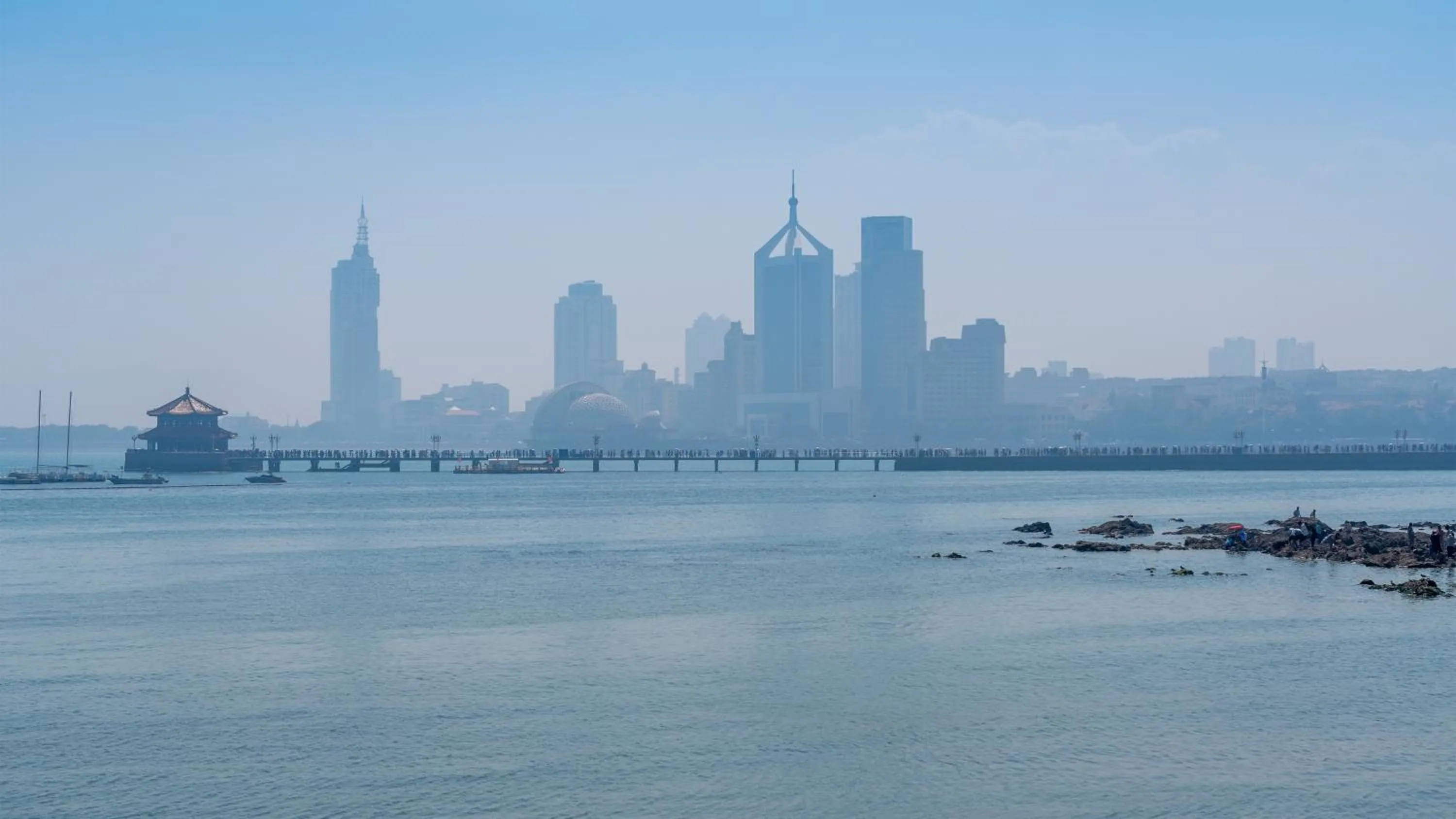 City view in Holiday Inn Express Qingdao Shibei by IHG