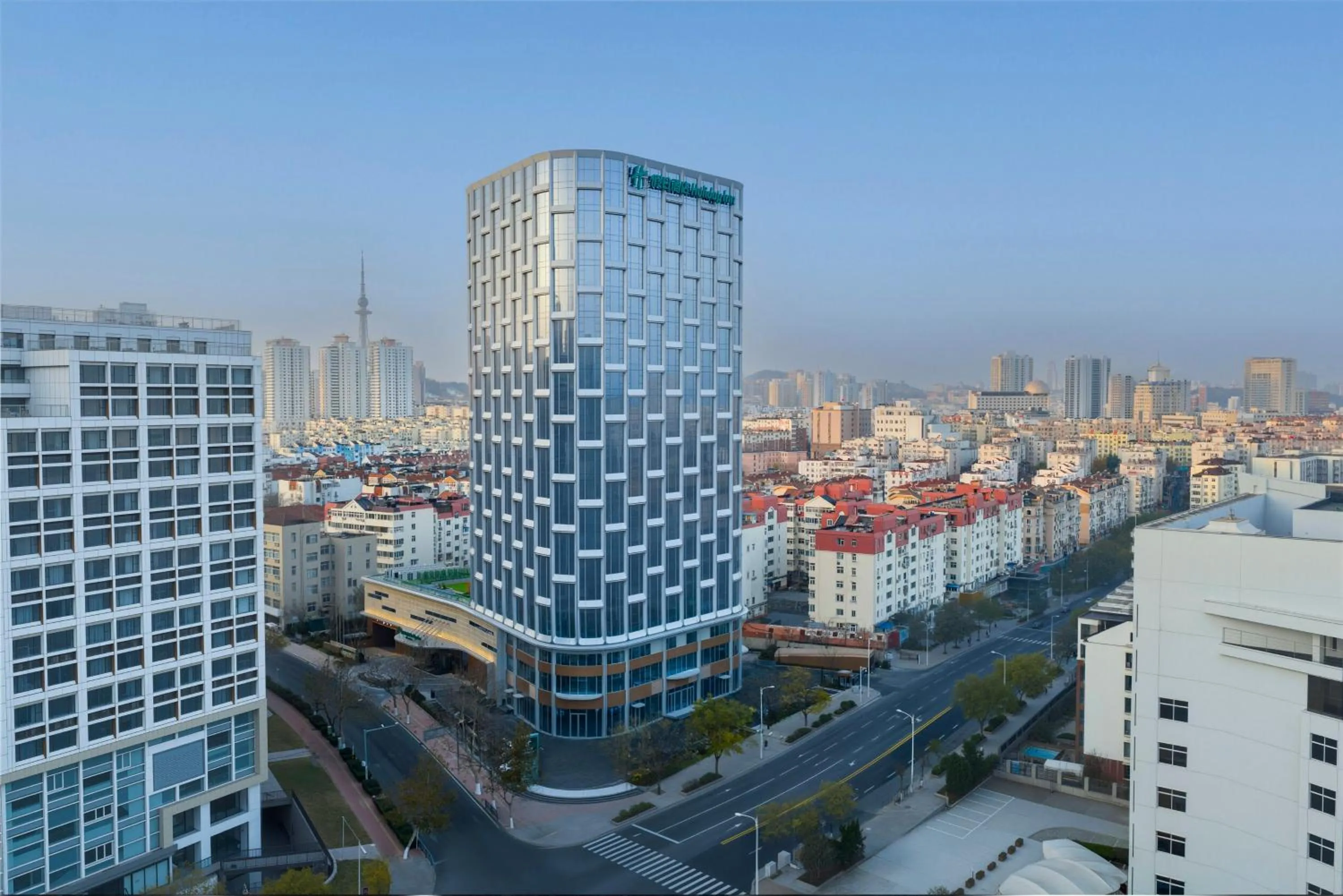 Property building in Holiday Inn Express Qingdao Shibei by IHG