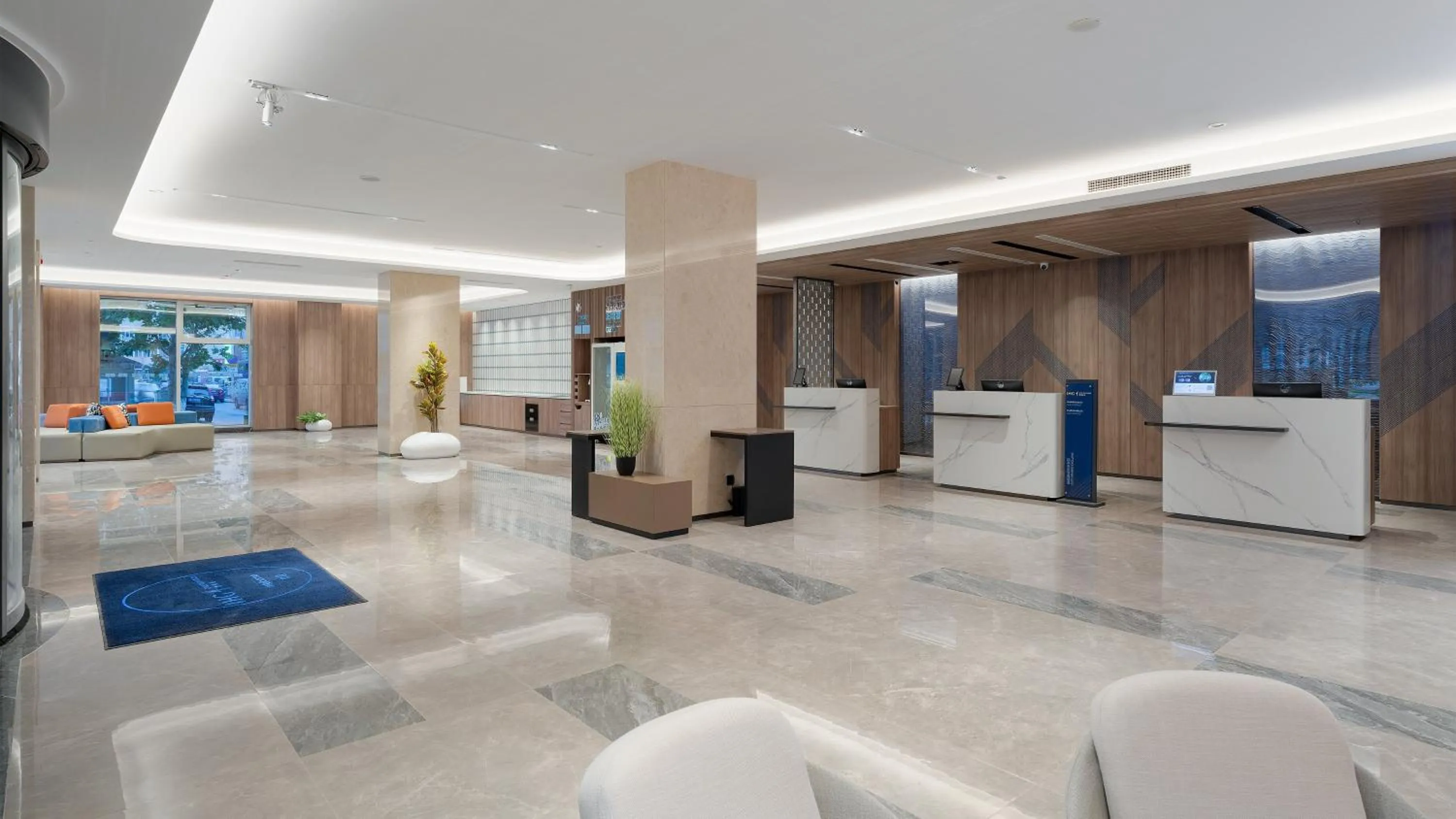 Property building in Holiday Inn Express Qingdao Shibei by IHG