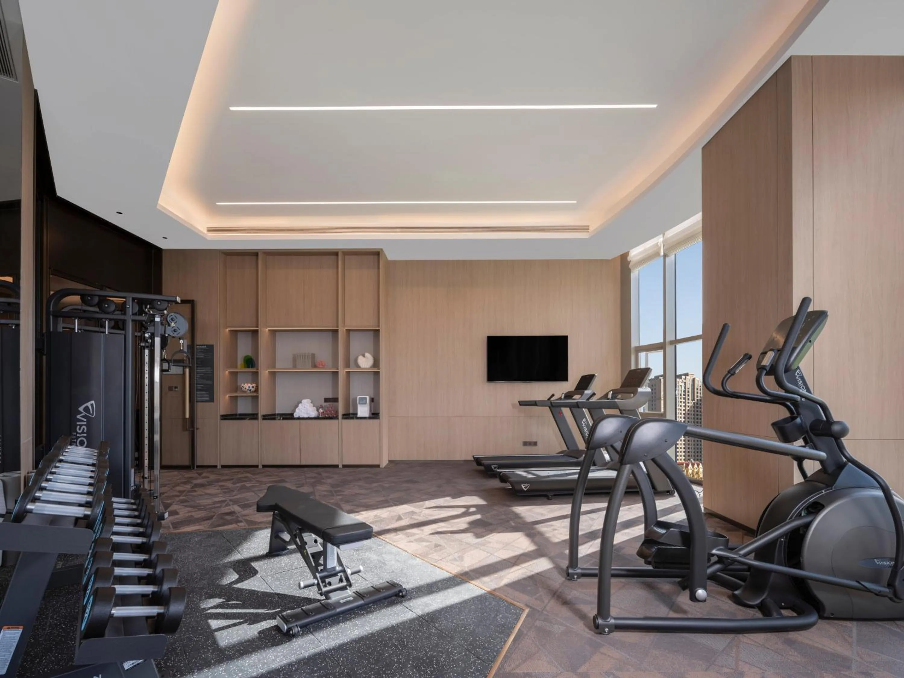 Fitness centre/facilities in Holiday Inn Express Qingdao Shibei by IHG