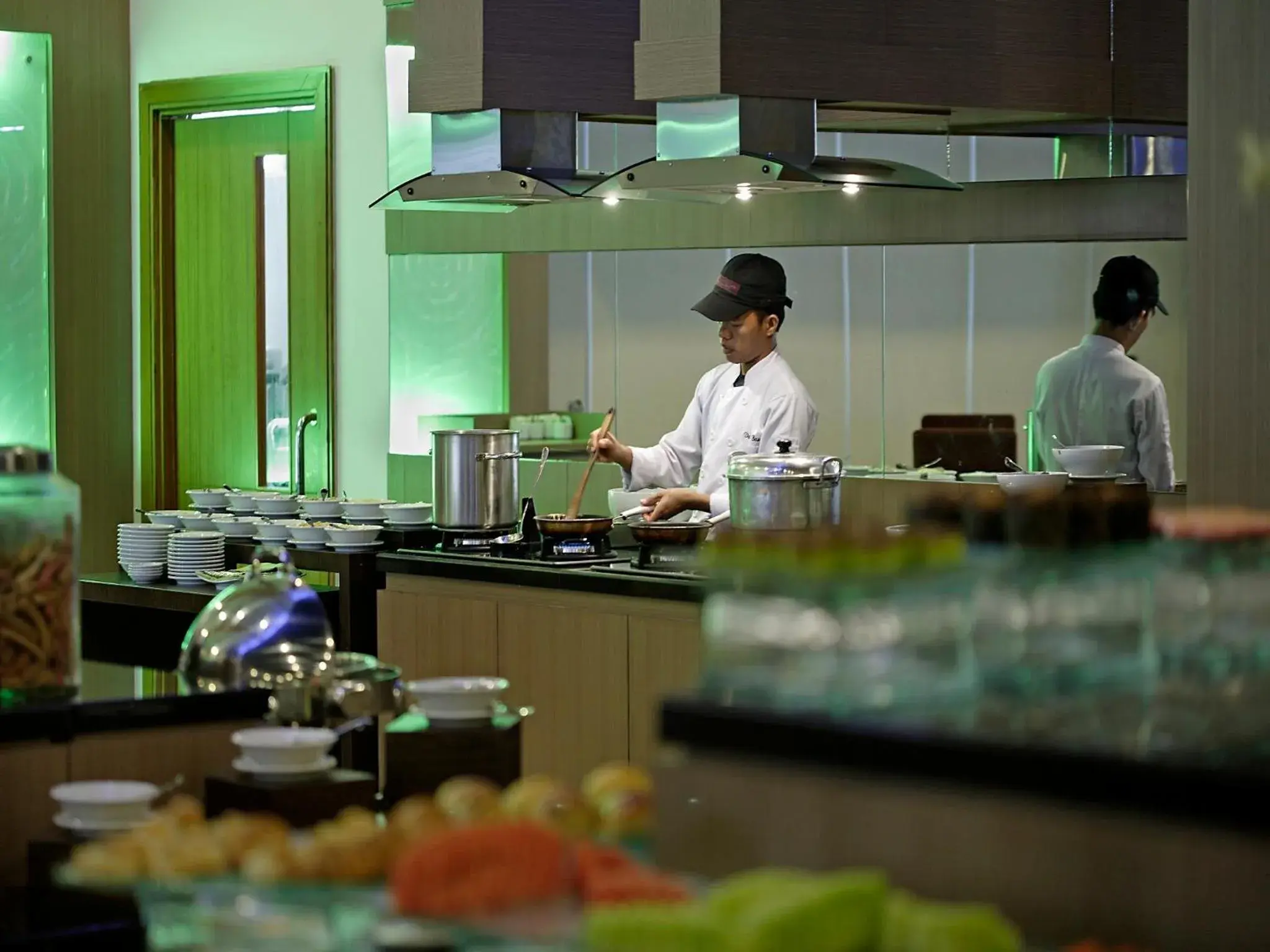 Restaurant/places to eat in Hotel Santika Palu Restaurant/places to eat in Hotel Santika Palu