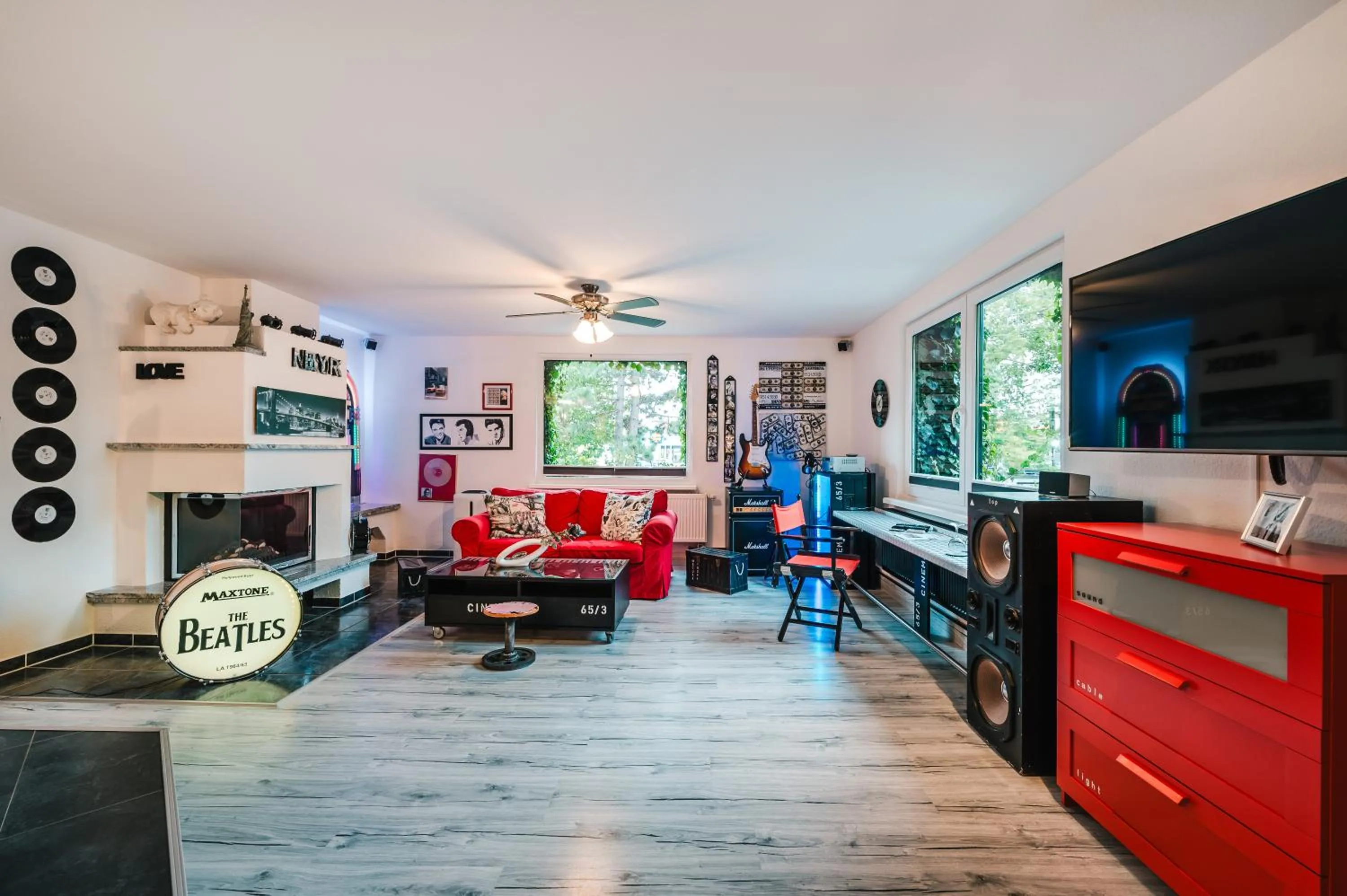 Photo of the whole room in Oma's Küche & Quartier