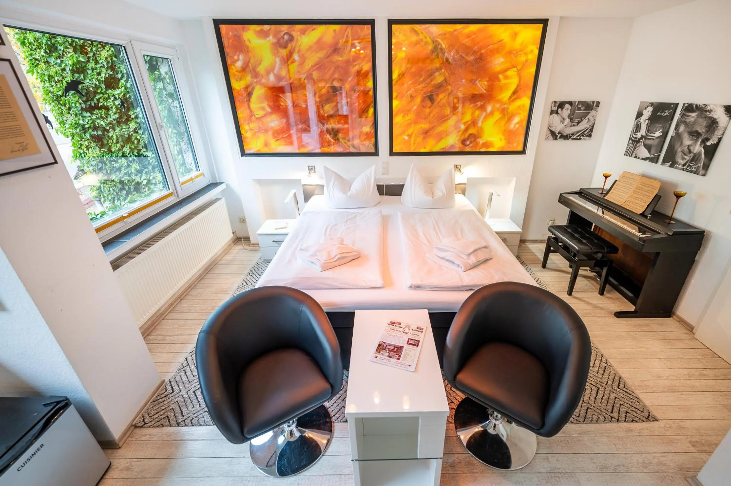 Photo of the whole room in Oma's Küche & Quartier