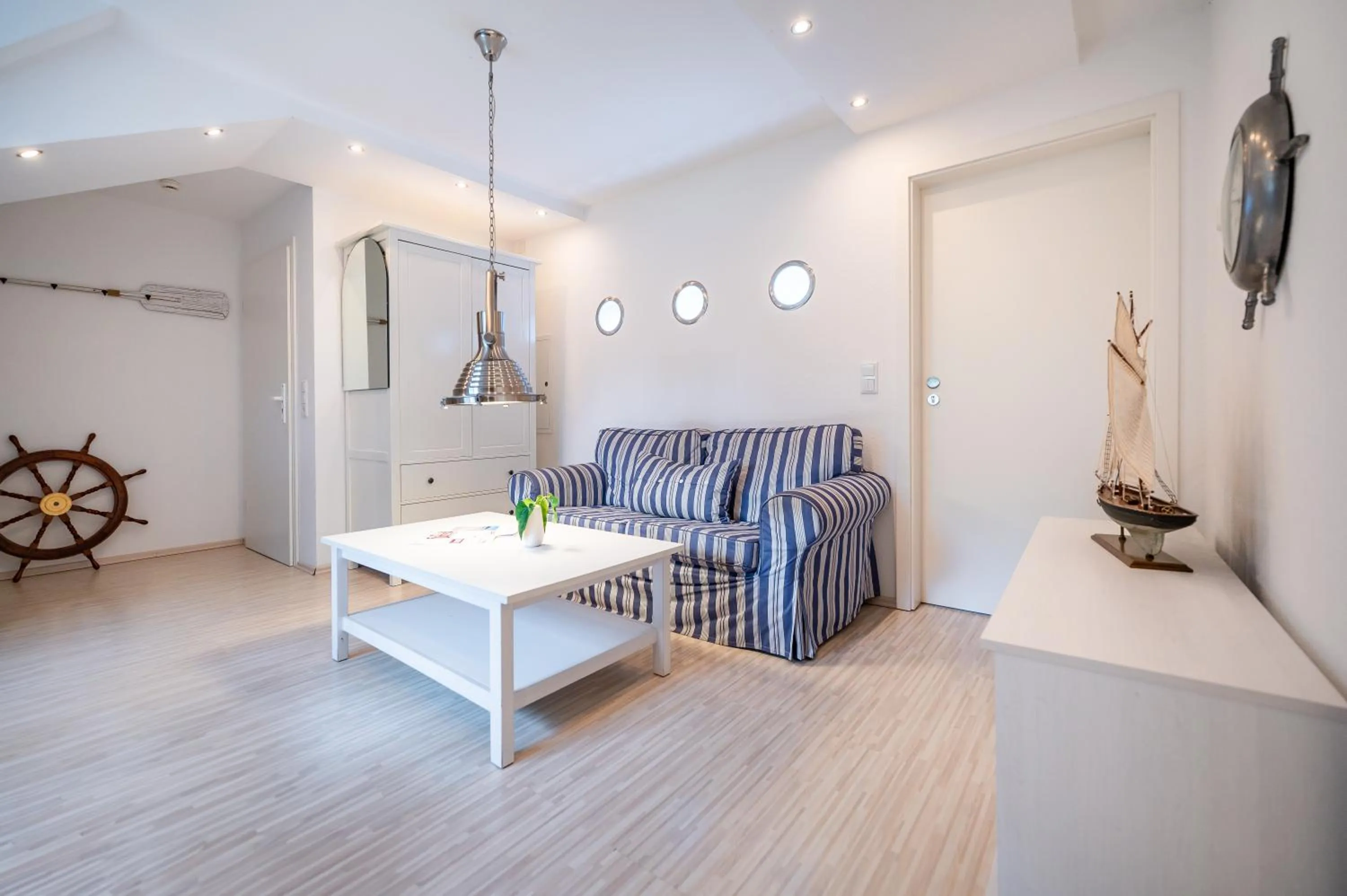 Living room in Oma's Küche & Quartier