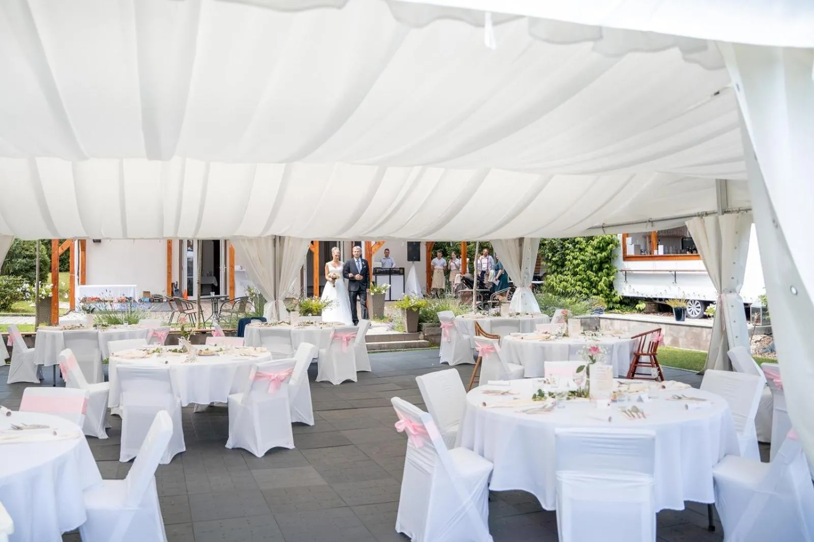 Banquet/Function facilities in Hotel BRADA