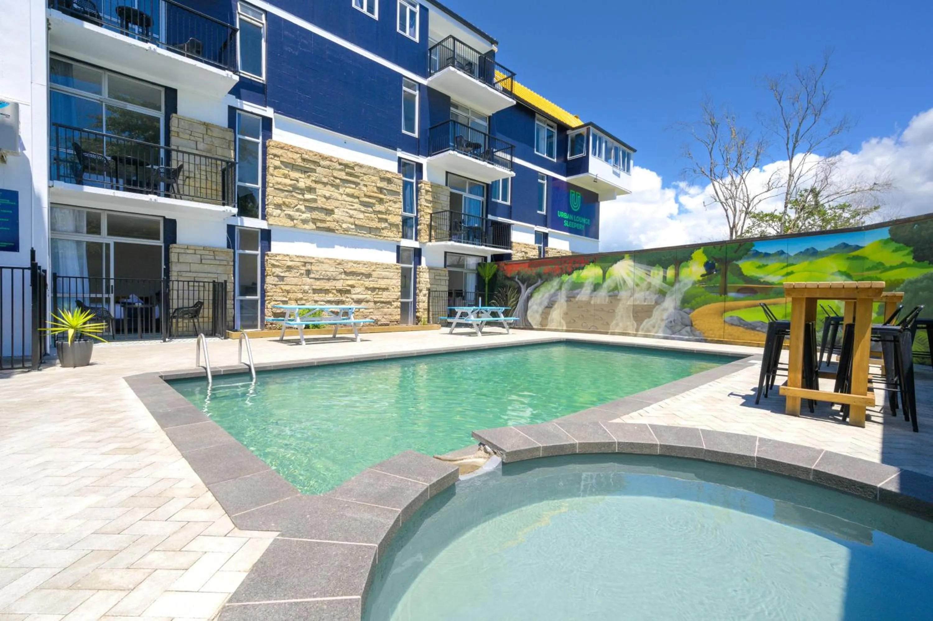 Swimming pool in Urban Lounge Sleepery, SureStay Collection by BW