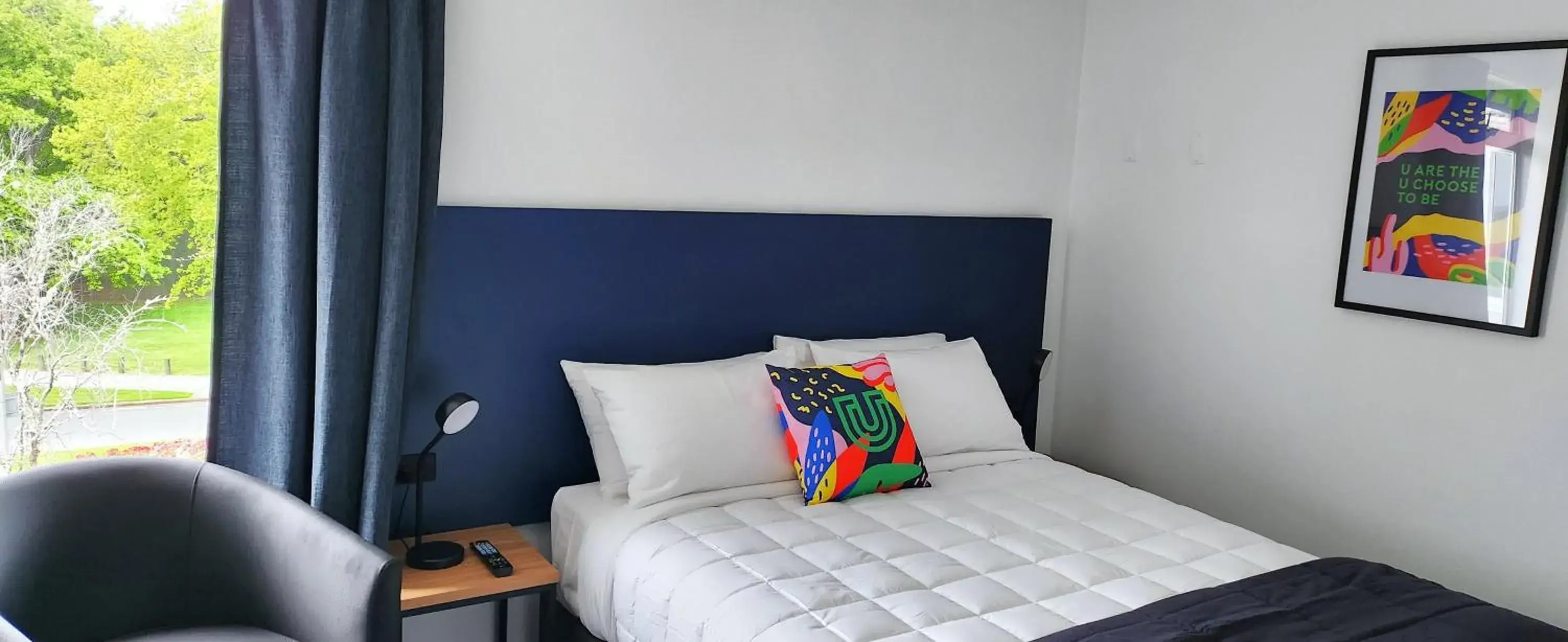 Queen Room with Shared Bathroom in Urban Lounge Sleepery, SureStay Collection by BW Queen Room with Shared Bathroom in Urban Lounge Sleepery, SureStay Collection by BW