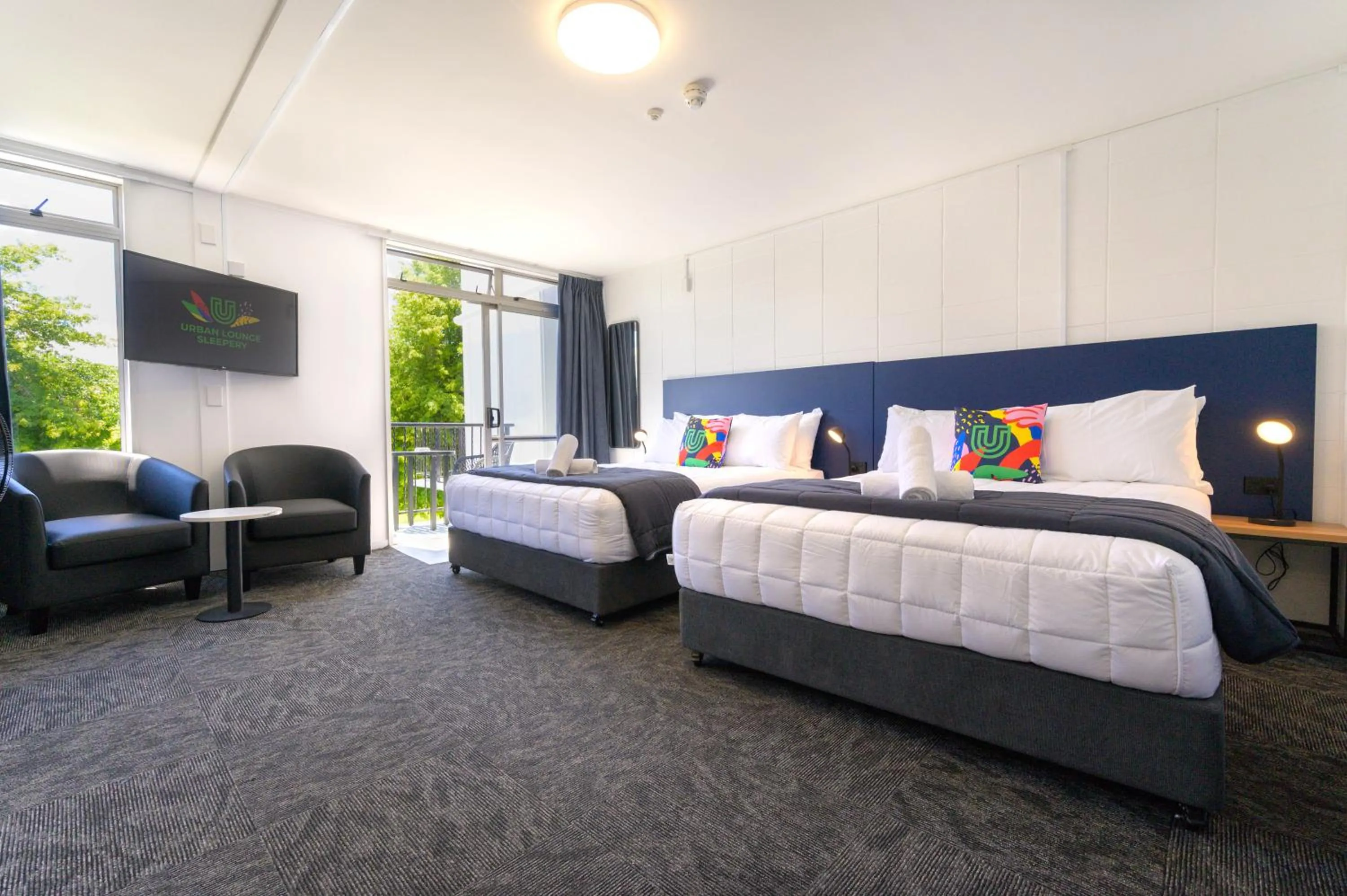 Bed in Urban Lounge Sleepery, SureStay Collection by BW