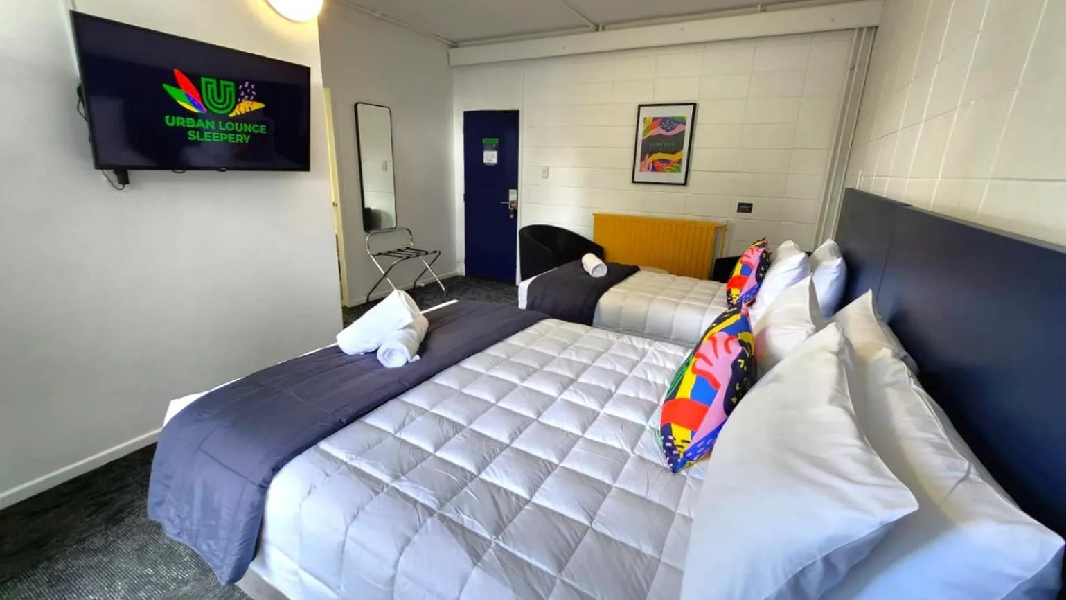 Bedroom, Bed in Urban Lounge Sleepery, SureStay Collection by BW