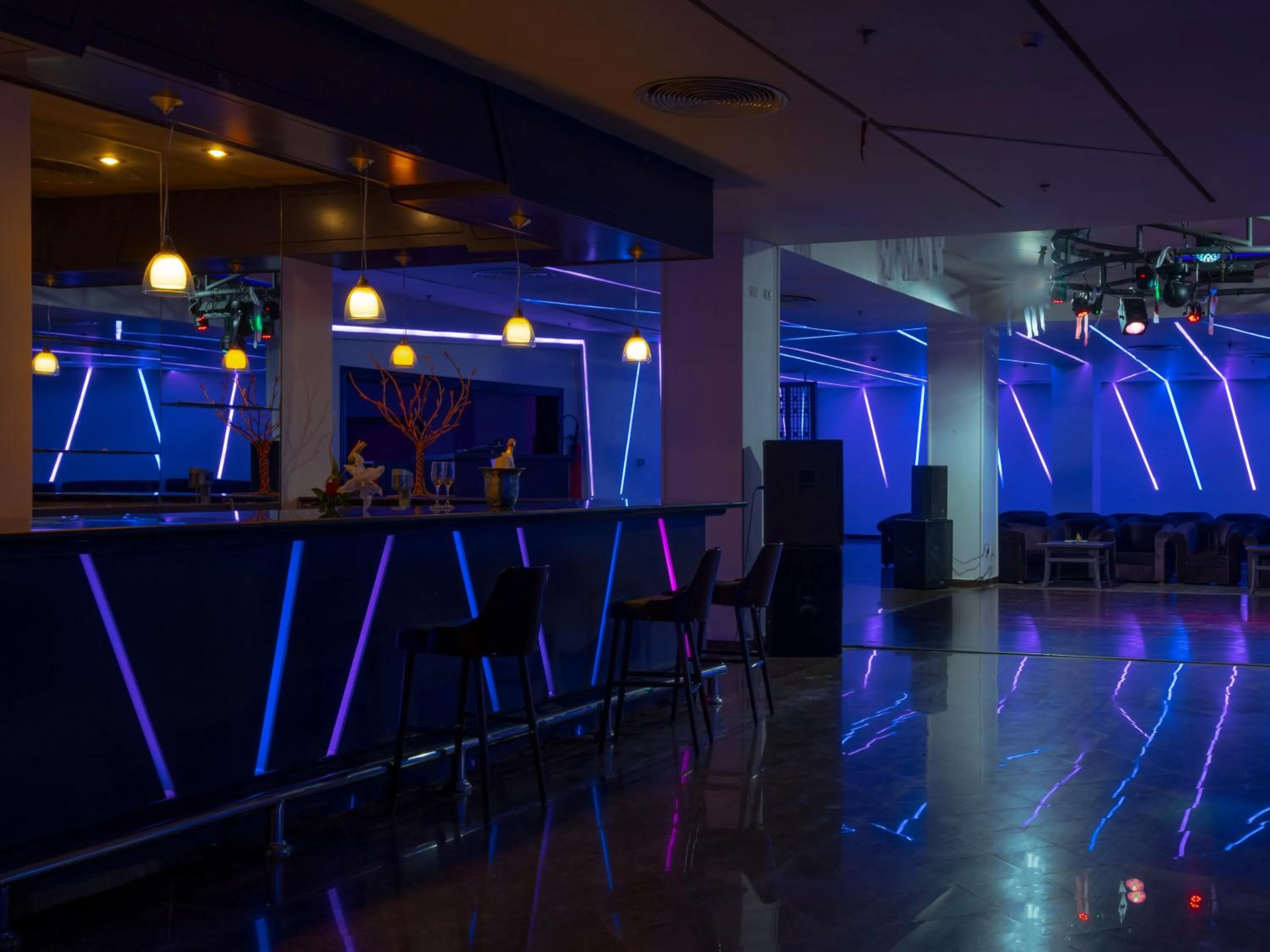 Nightclub / DJ in Stella Gardens Resort & Spa, Makadi Bay