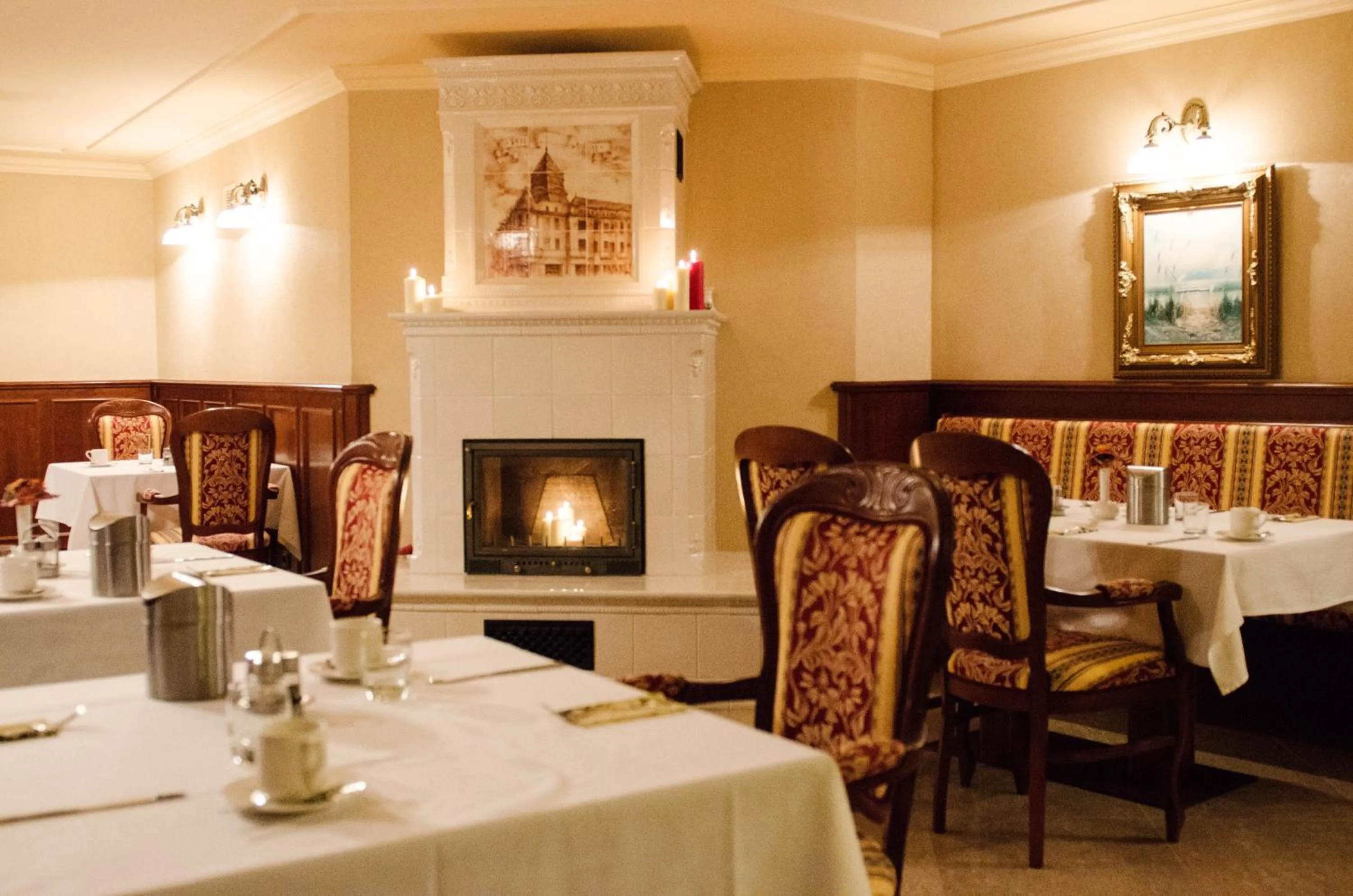 Restaurant/places to eat in Hotel Dorottya