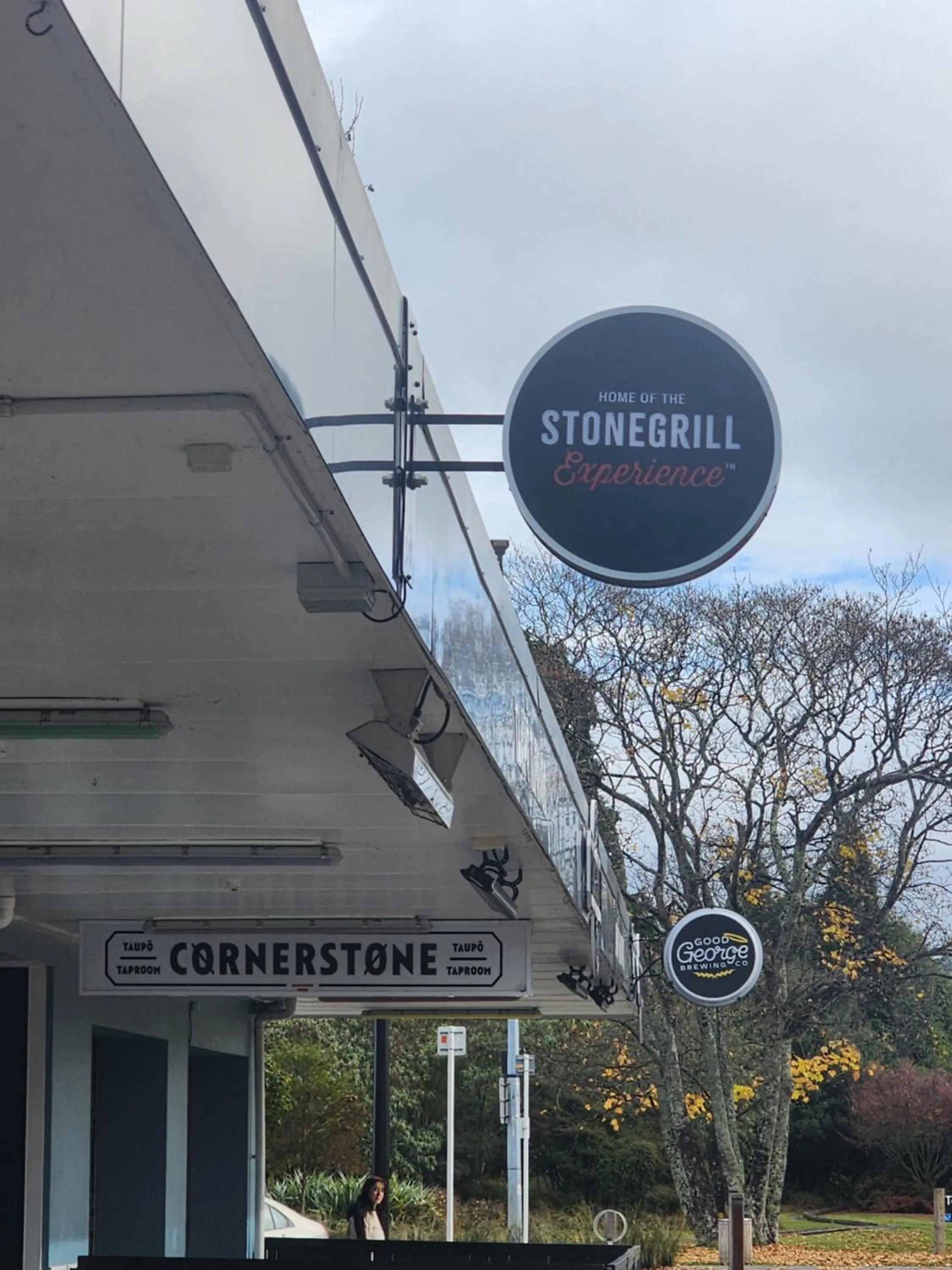 Lounge or bar in Based by the Lake