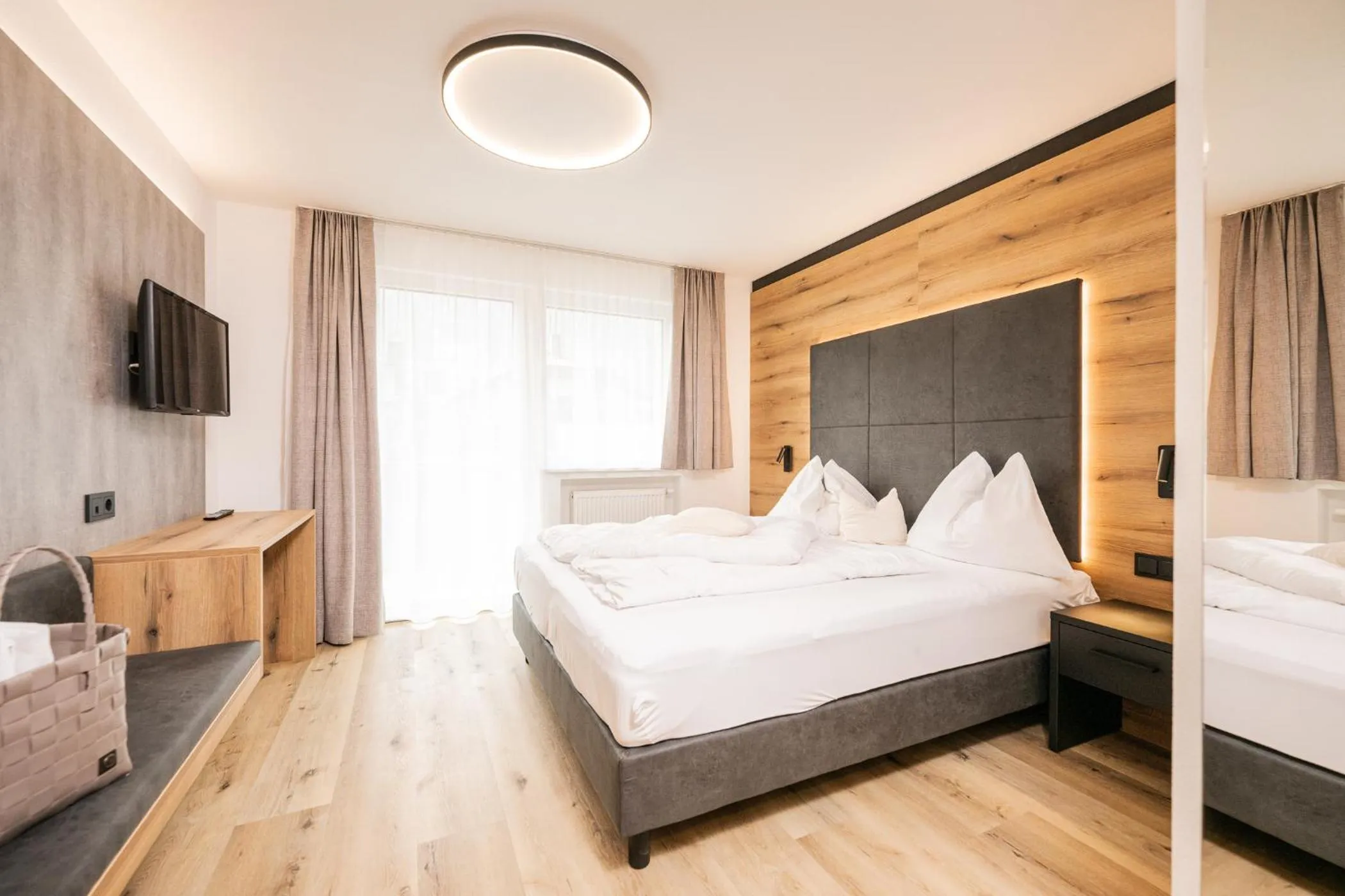 Schmalzlhof Hotel & Apartments