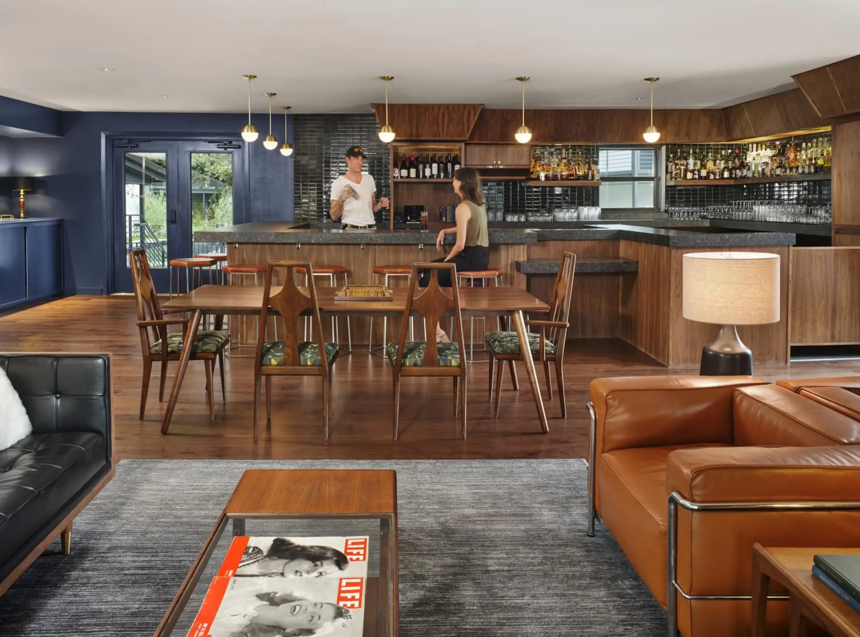 Lounge or bar in The Ruby Hotel Lounge or bar in The Ruby Hotel