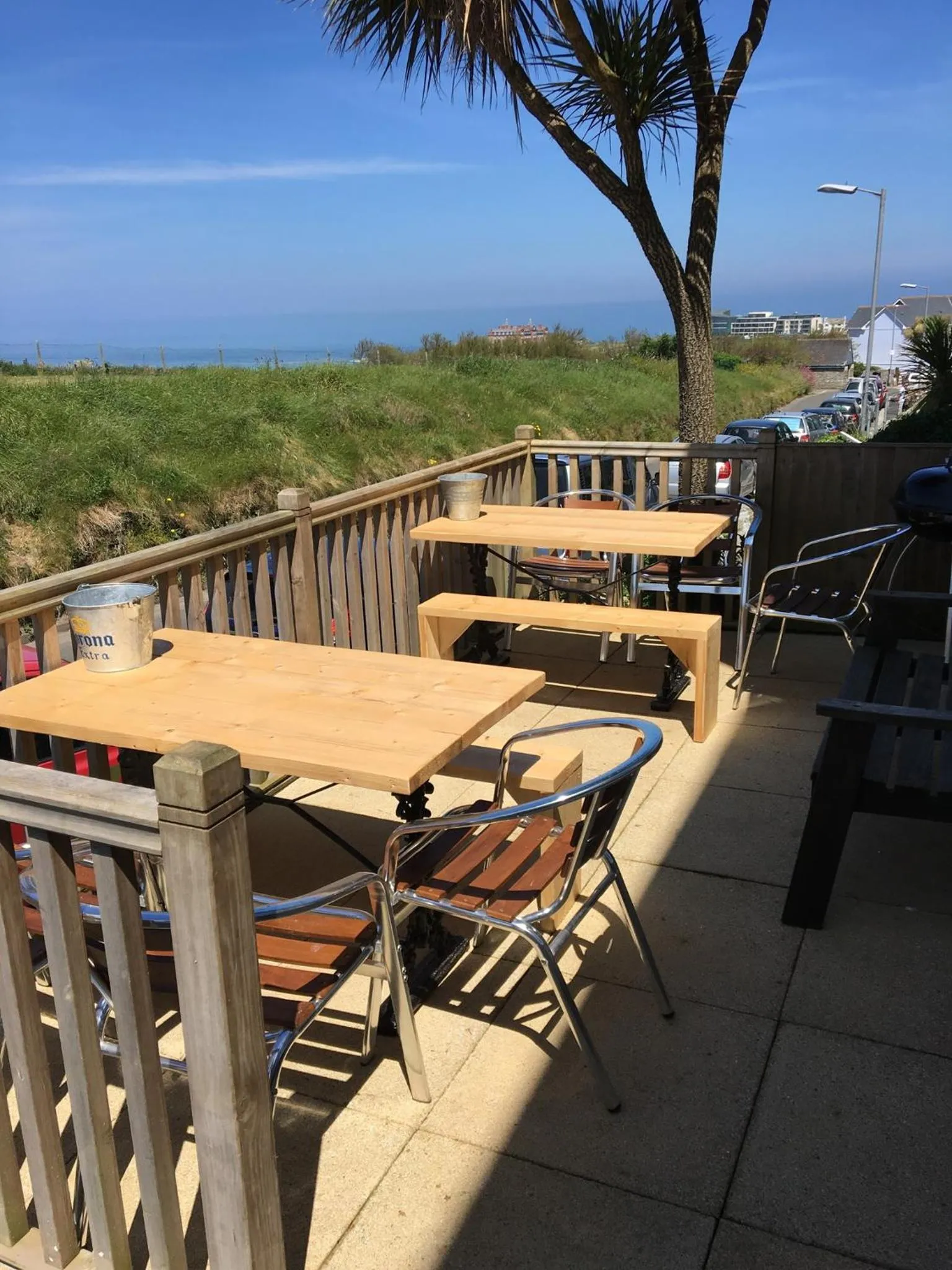 Patio in Breakers Guest House