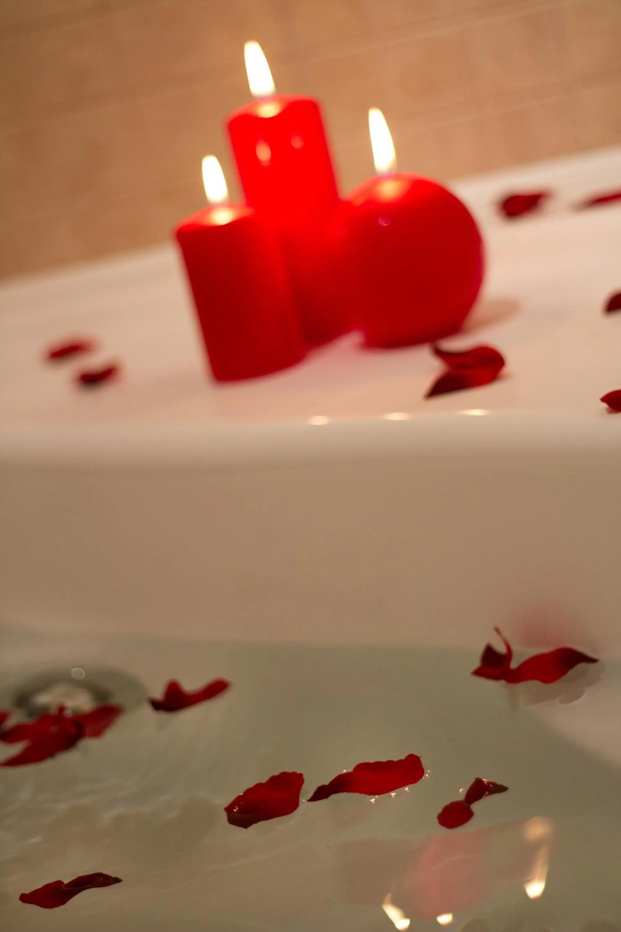 Hot Tub in Villa Degli Ulivi