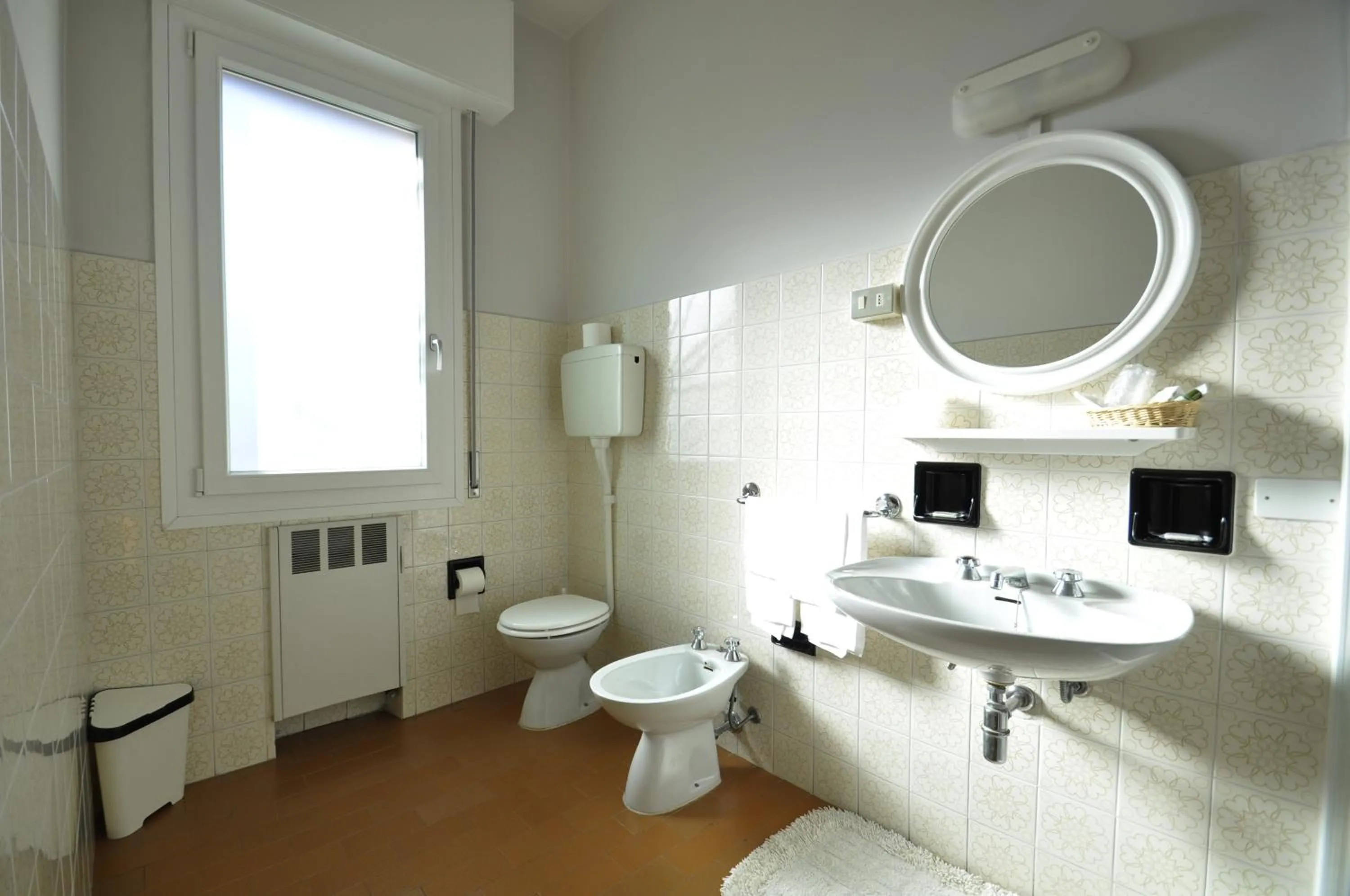 Bathroom in Albergo "da Mario"