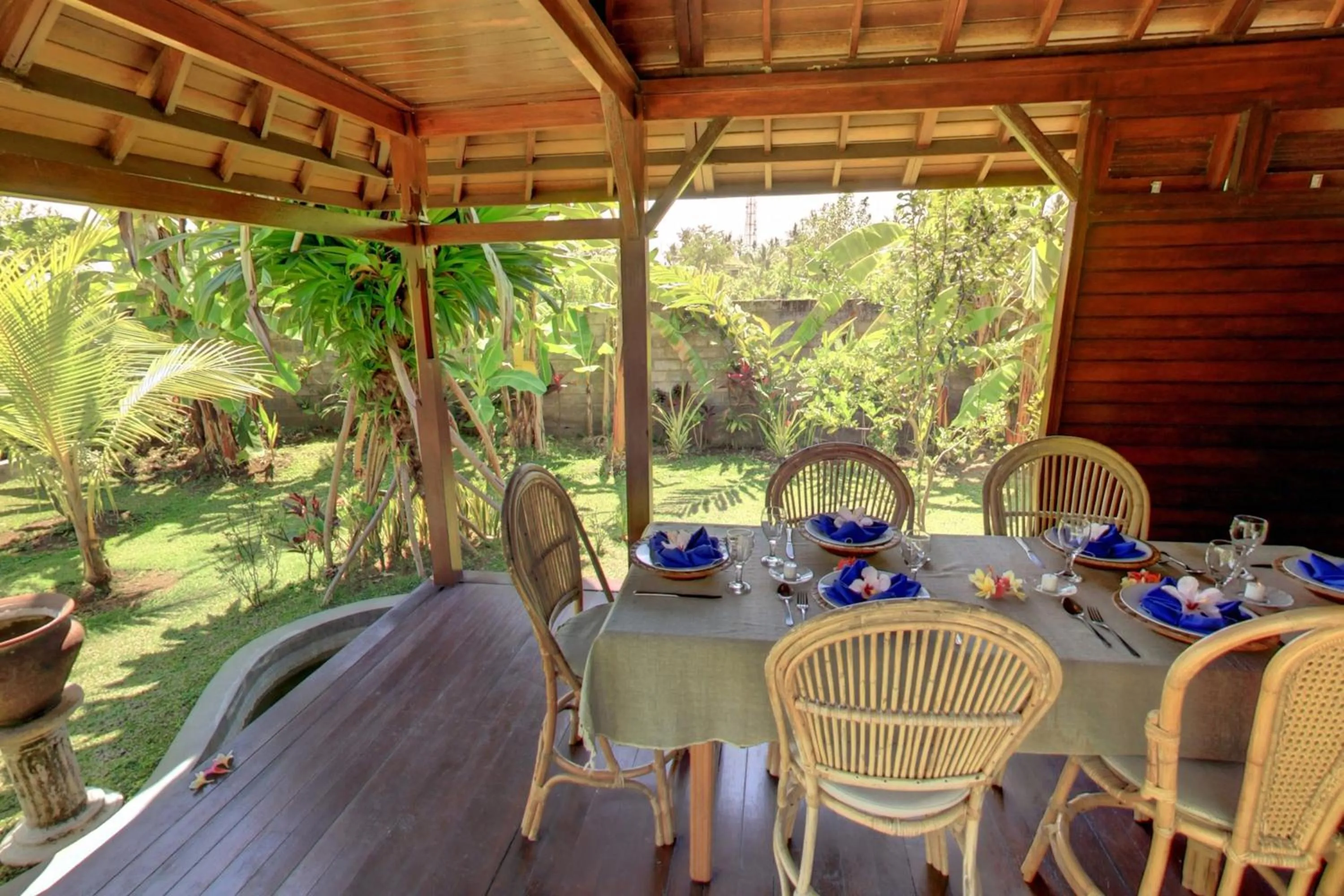 Patio in Sawah Lovina