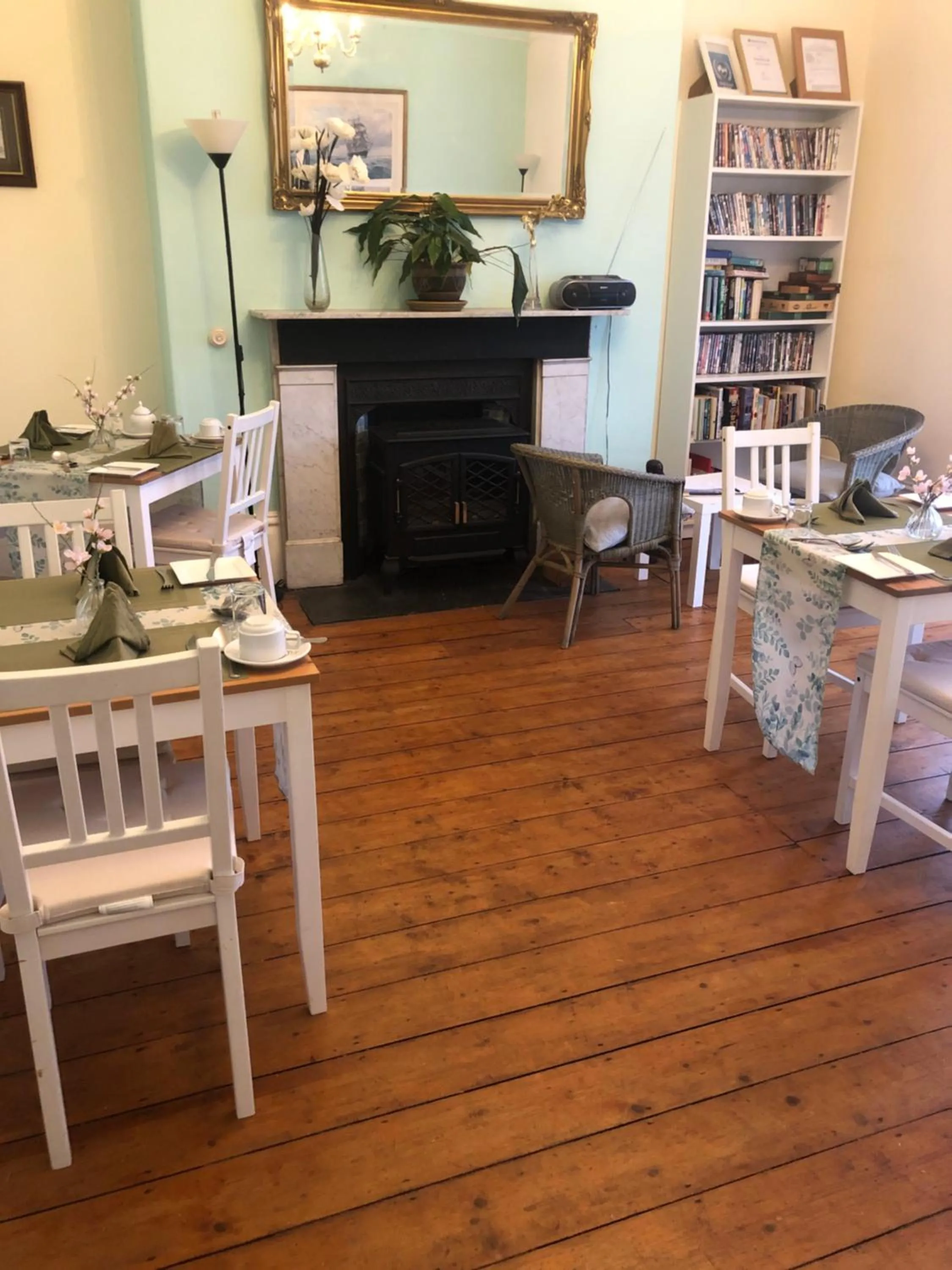 Breakfast in Torwood House