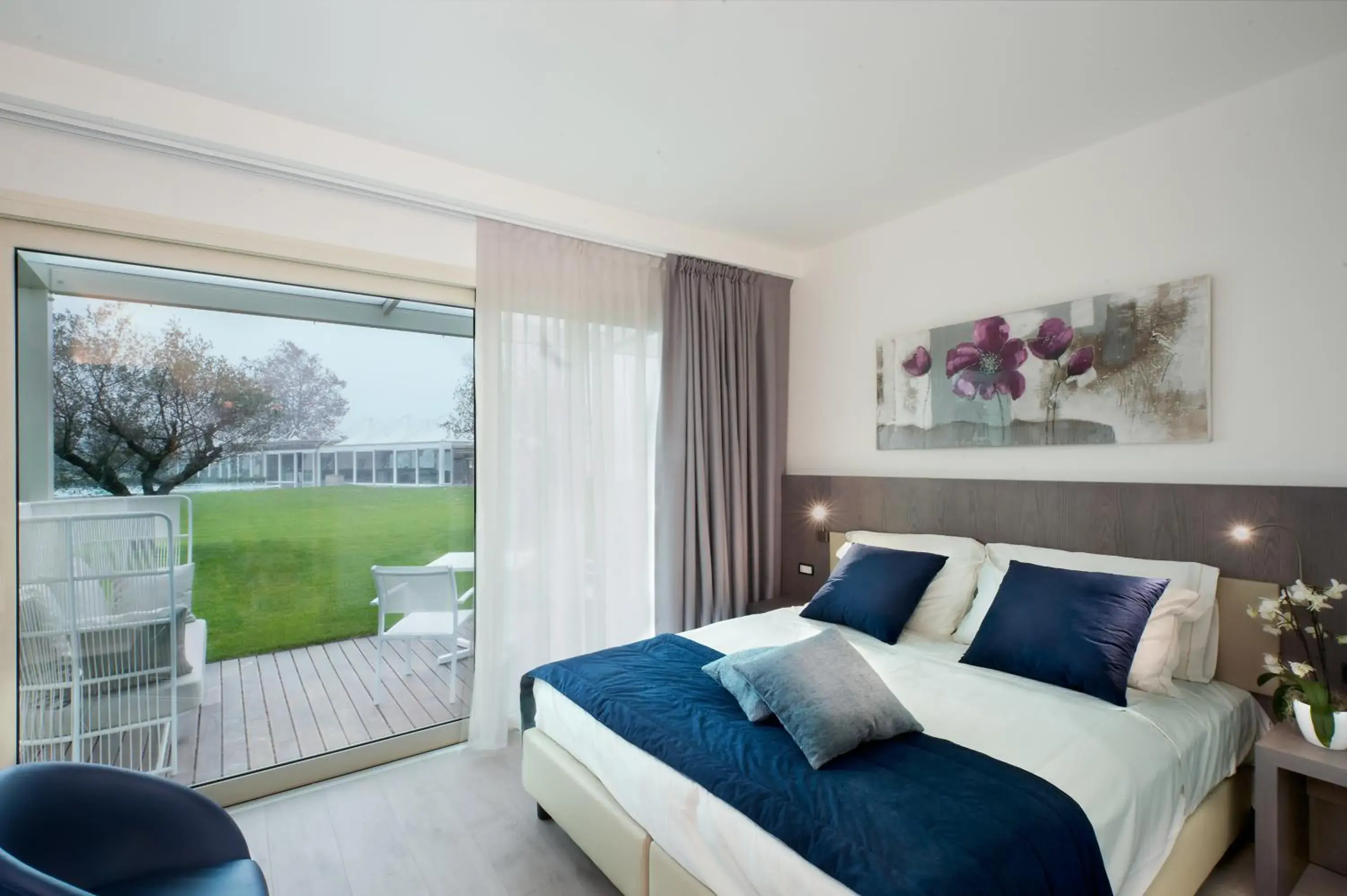 Balcony/Terrace, Bed in Seven Park Hotel Lake Como - Adults Only Balcony/Terrace, Bed in Seven Park Hotel Lake Como - Adults Only