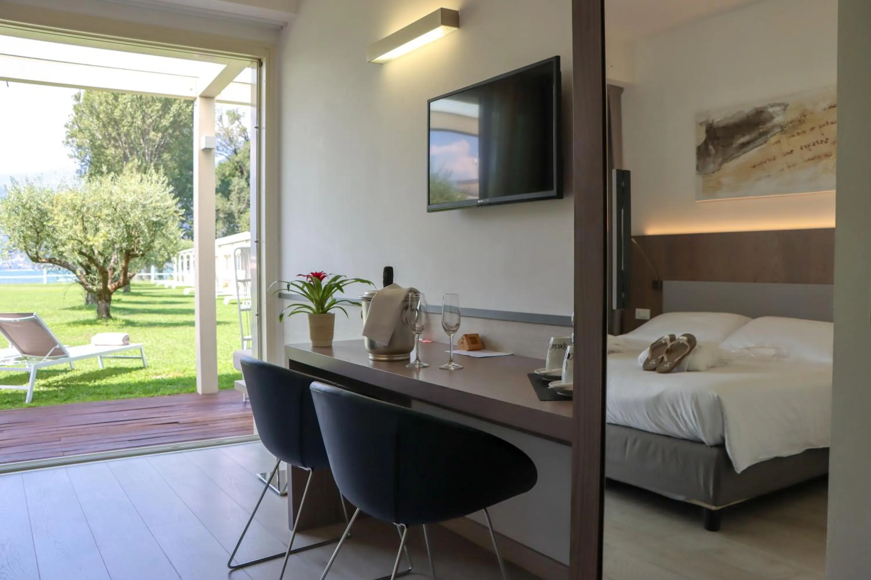 Bed in Seven Park Hotel Lake Como - Adults Only