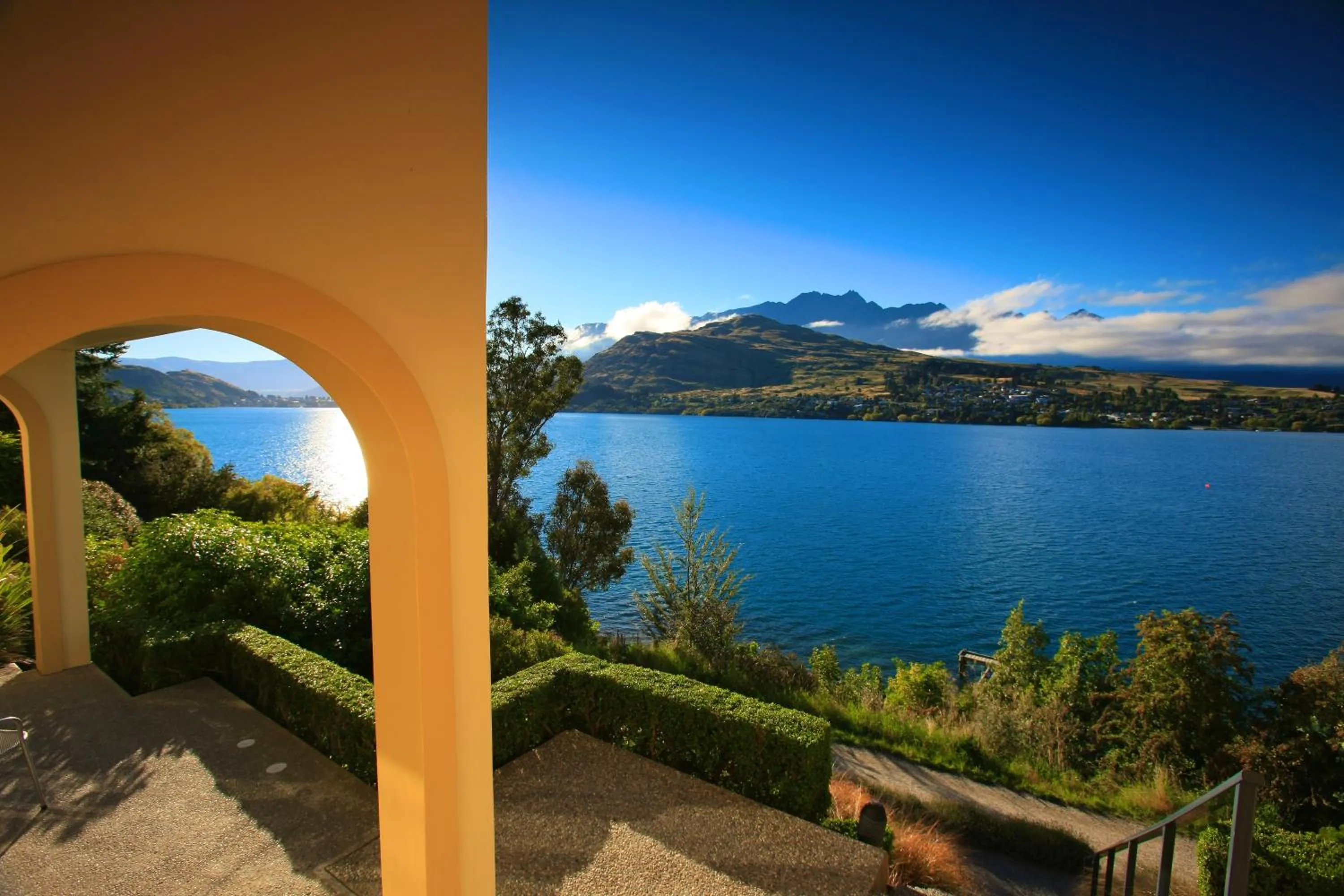 Lake view in Villa Del Lago