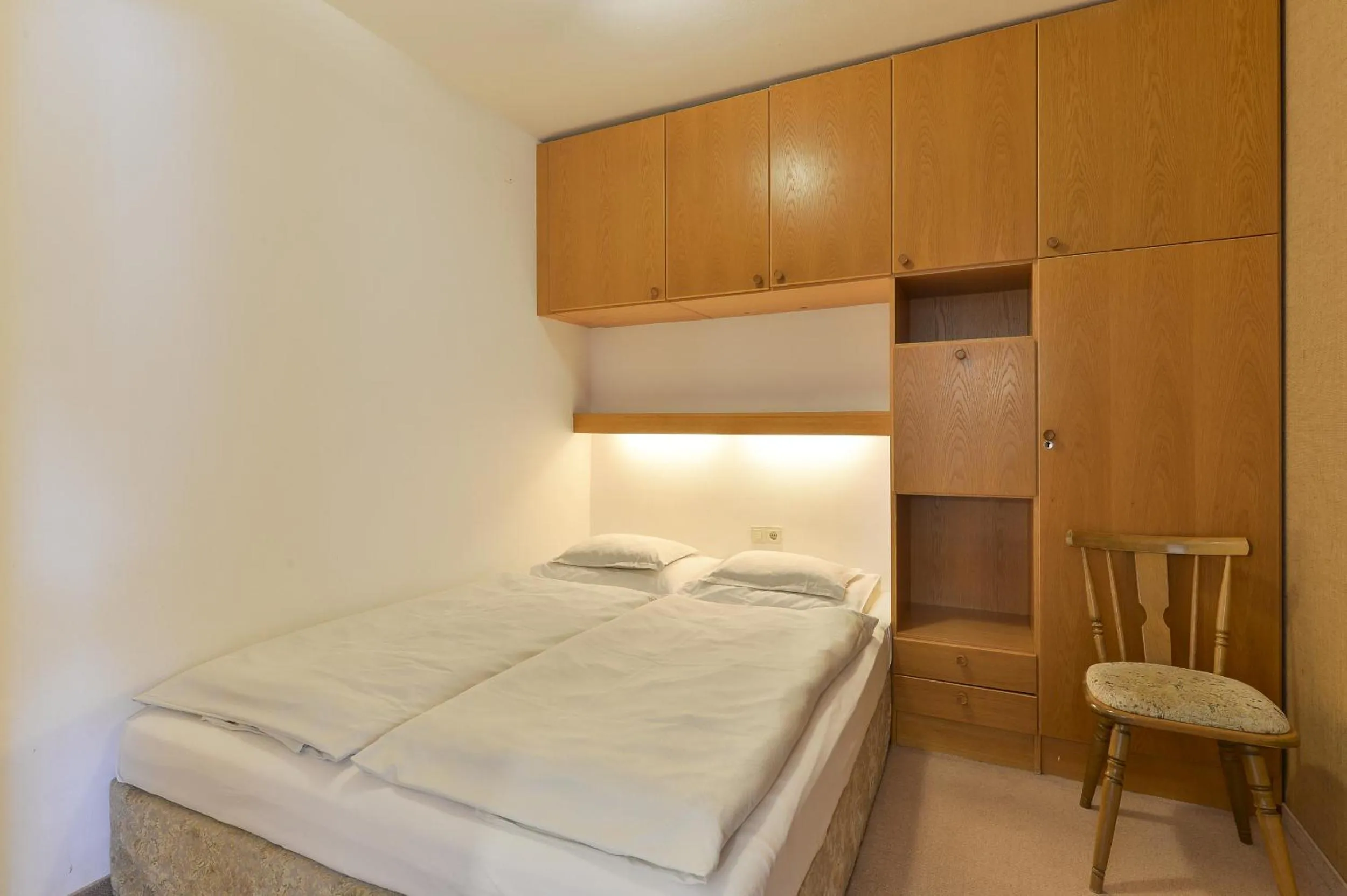 Bed in Hotel Bergheim