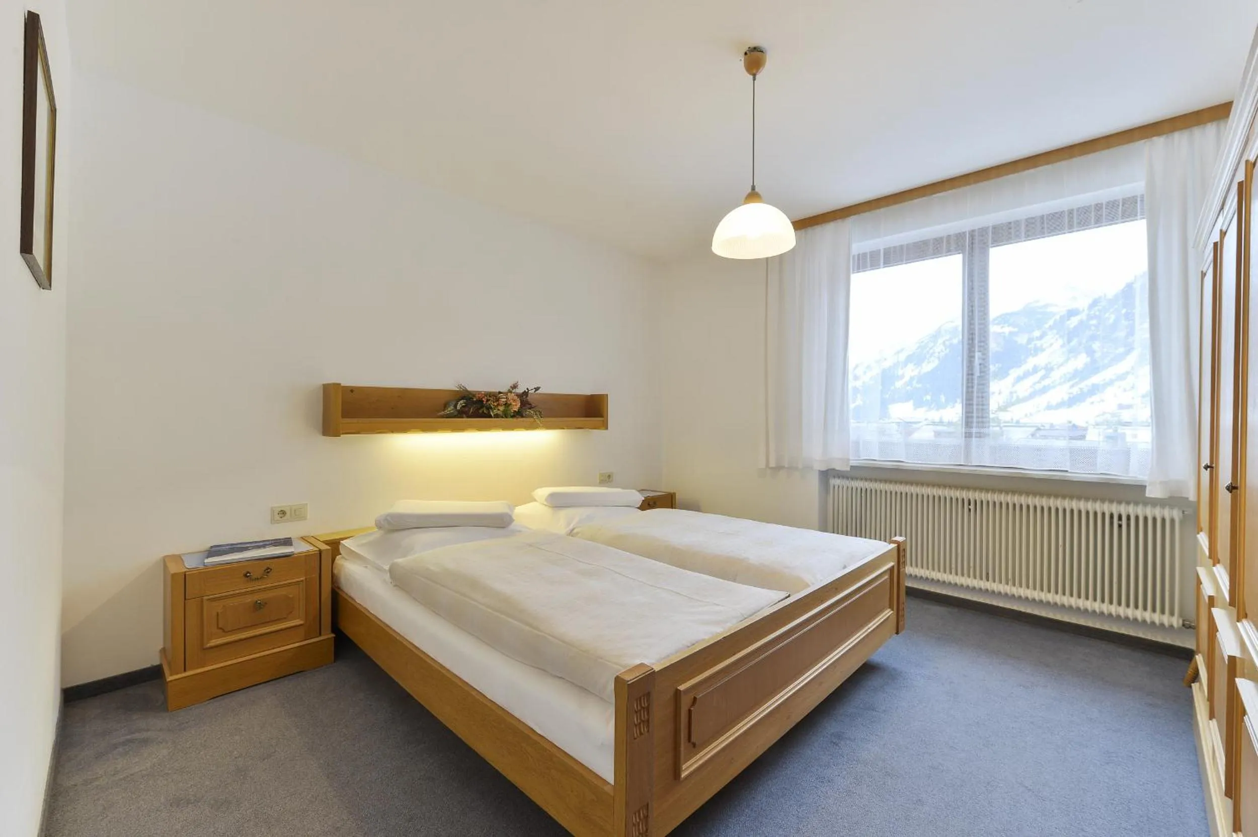 Bed in Hotel Bergheim