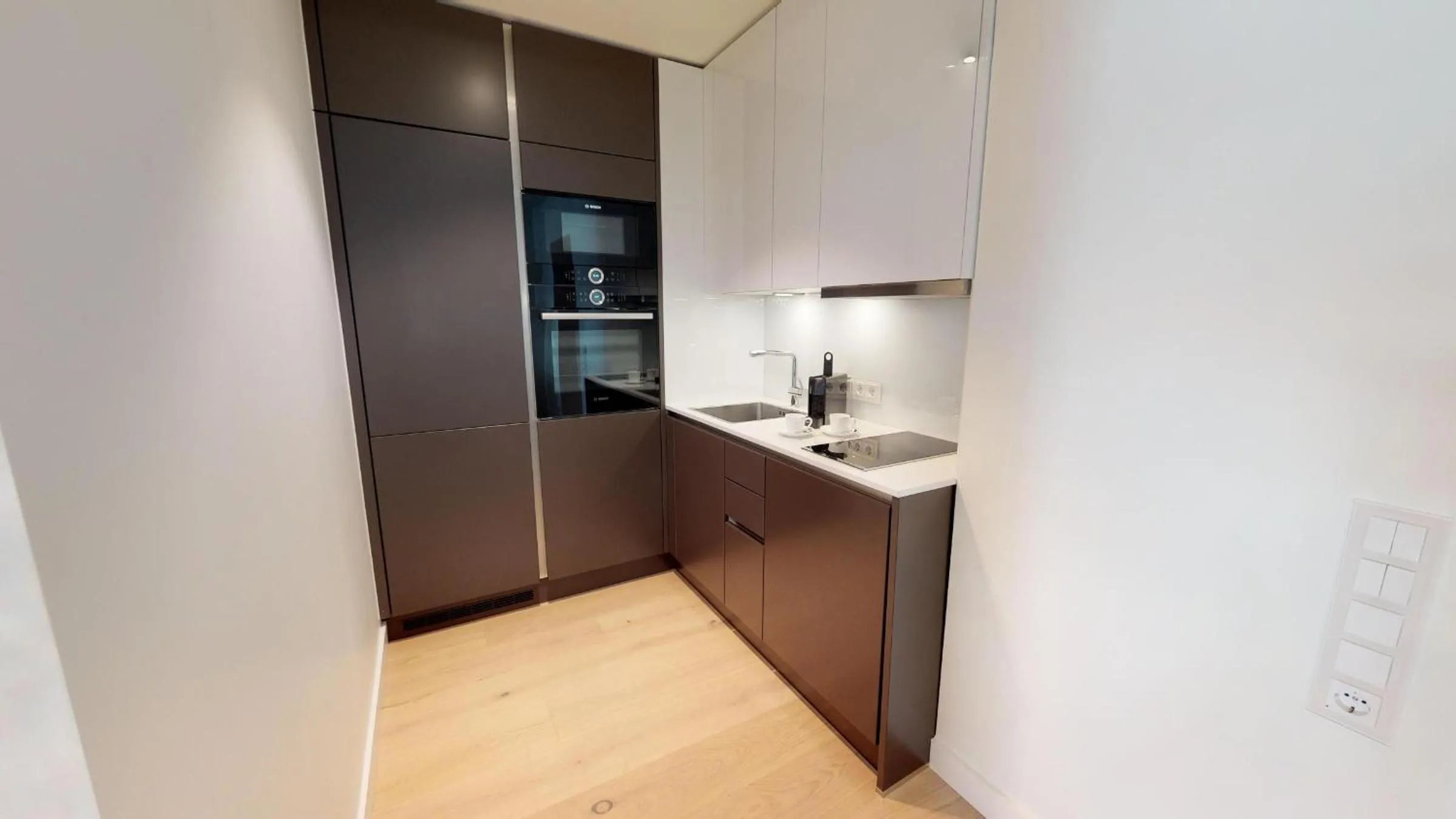 White Pearl Apartment 2.14