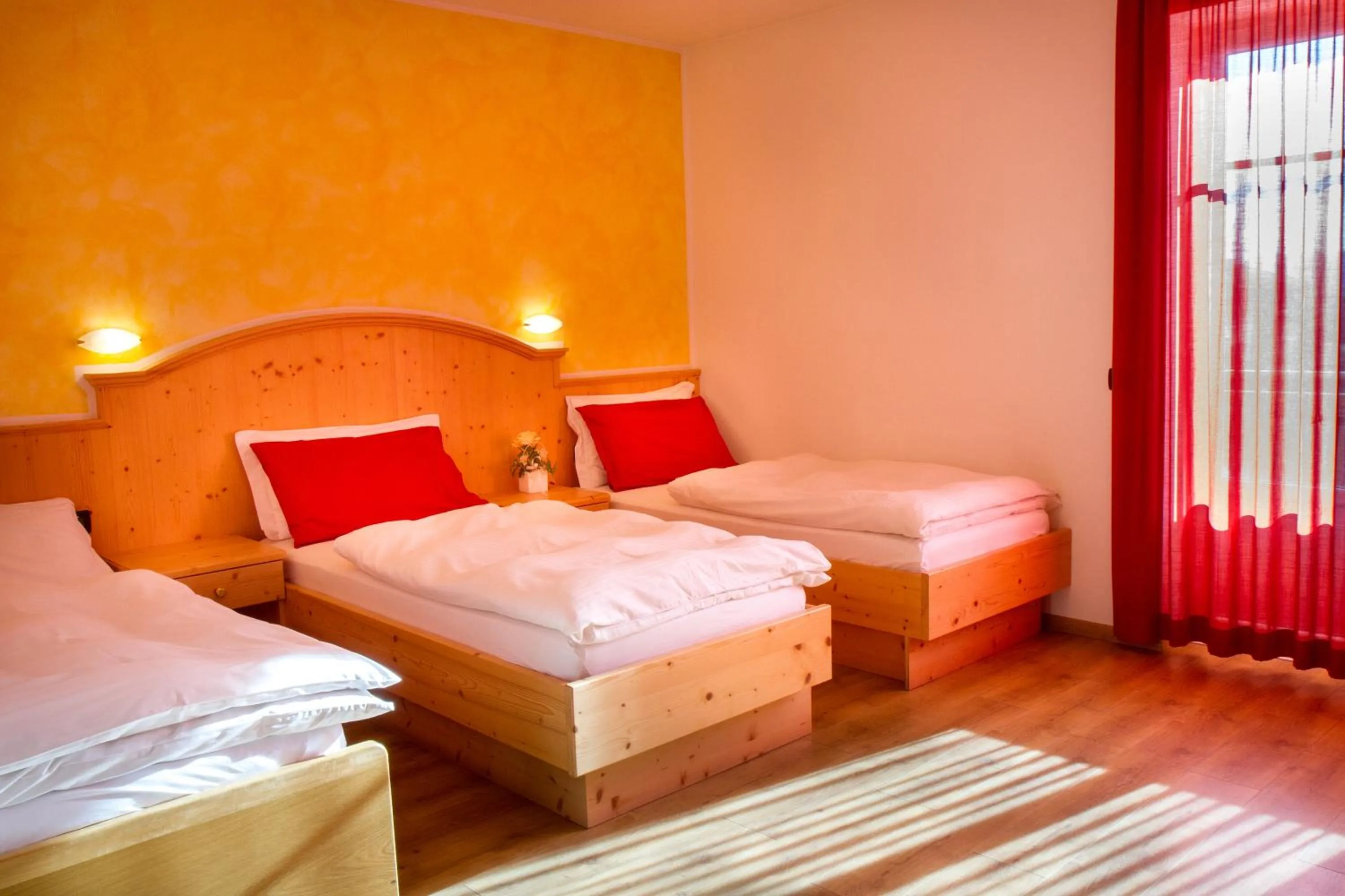 Bed in Agritur Val d'Adige