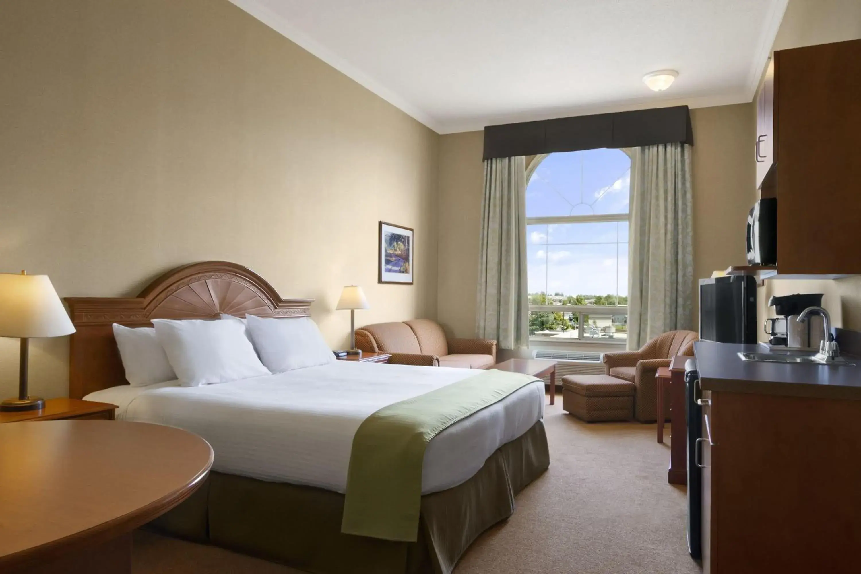 Photo of the whole room, Bed in Super 8 by Wyndham Fort St. John BC Photo of the whole room, Bed in Super 8 by Wyndham Fort St. John BC