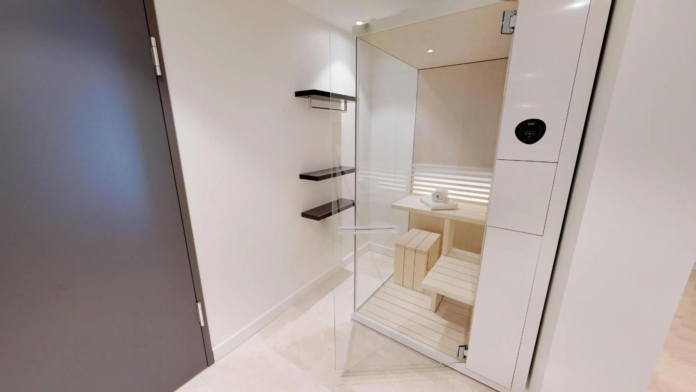 White Pearl Apartment 1.06