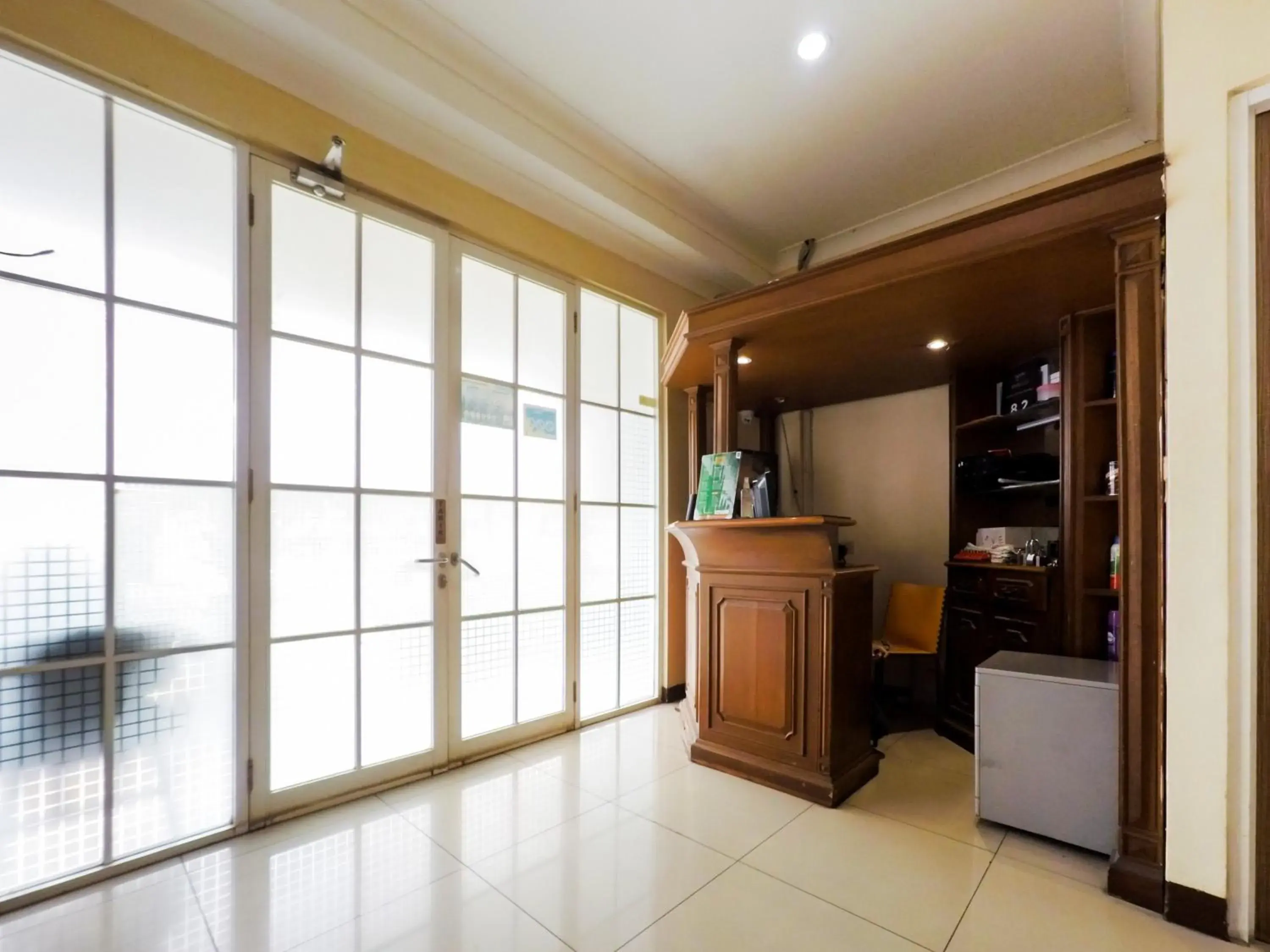 Lobby or reception in RedDoorz @ Pandu Raya Bogor Lobby or reception in RedDoorz @ Pandu Raya Bogor