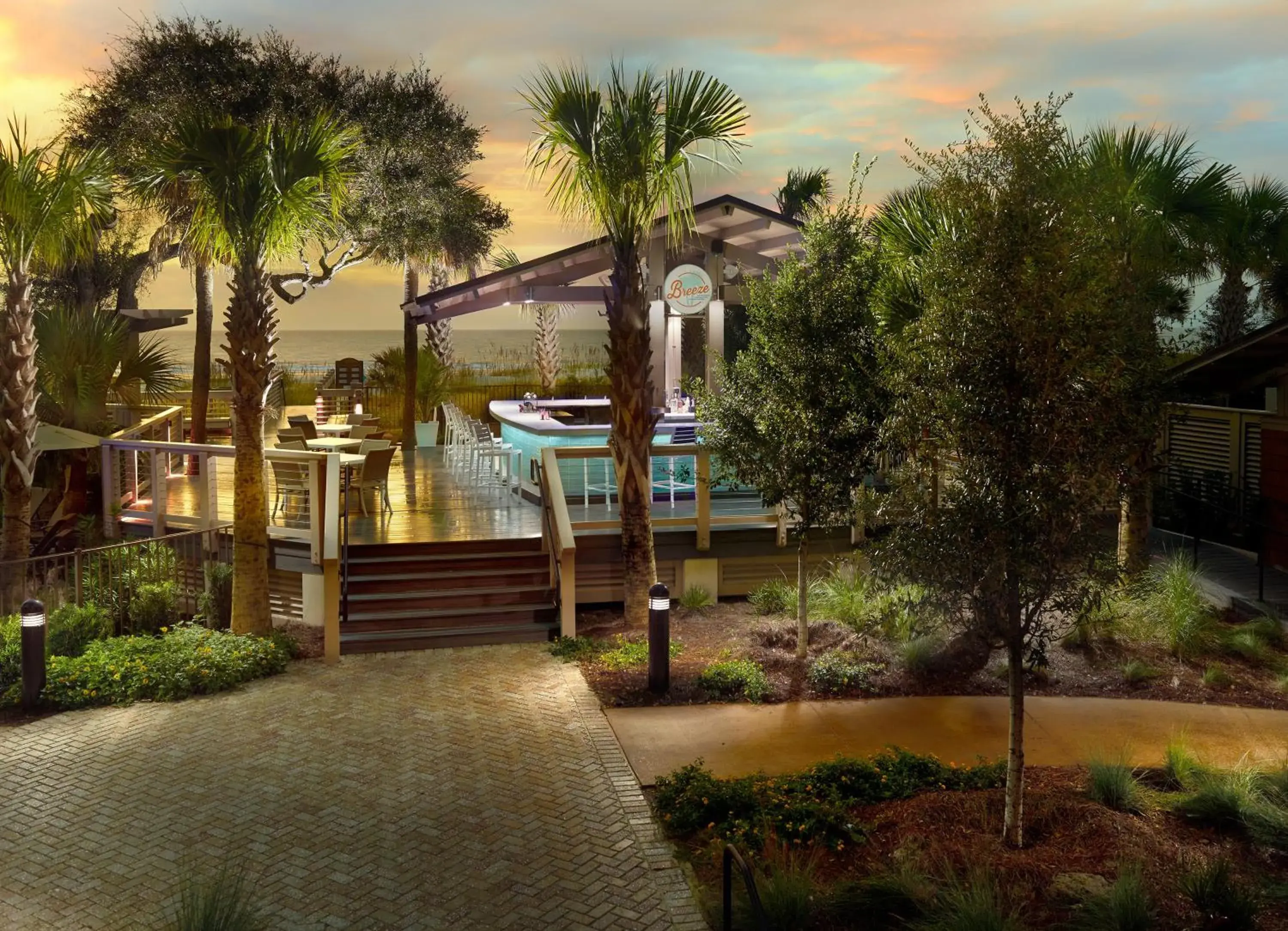 Lounge or bar in Omni Hilton Head Oceanfront Resort Lounge or bar in Omni Hilton Head Oceanfront Resort