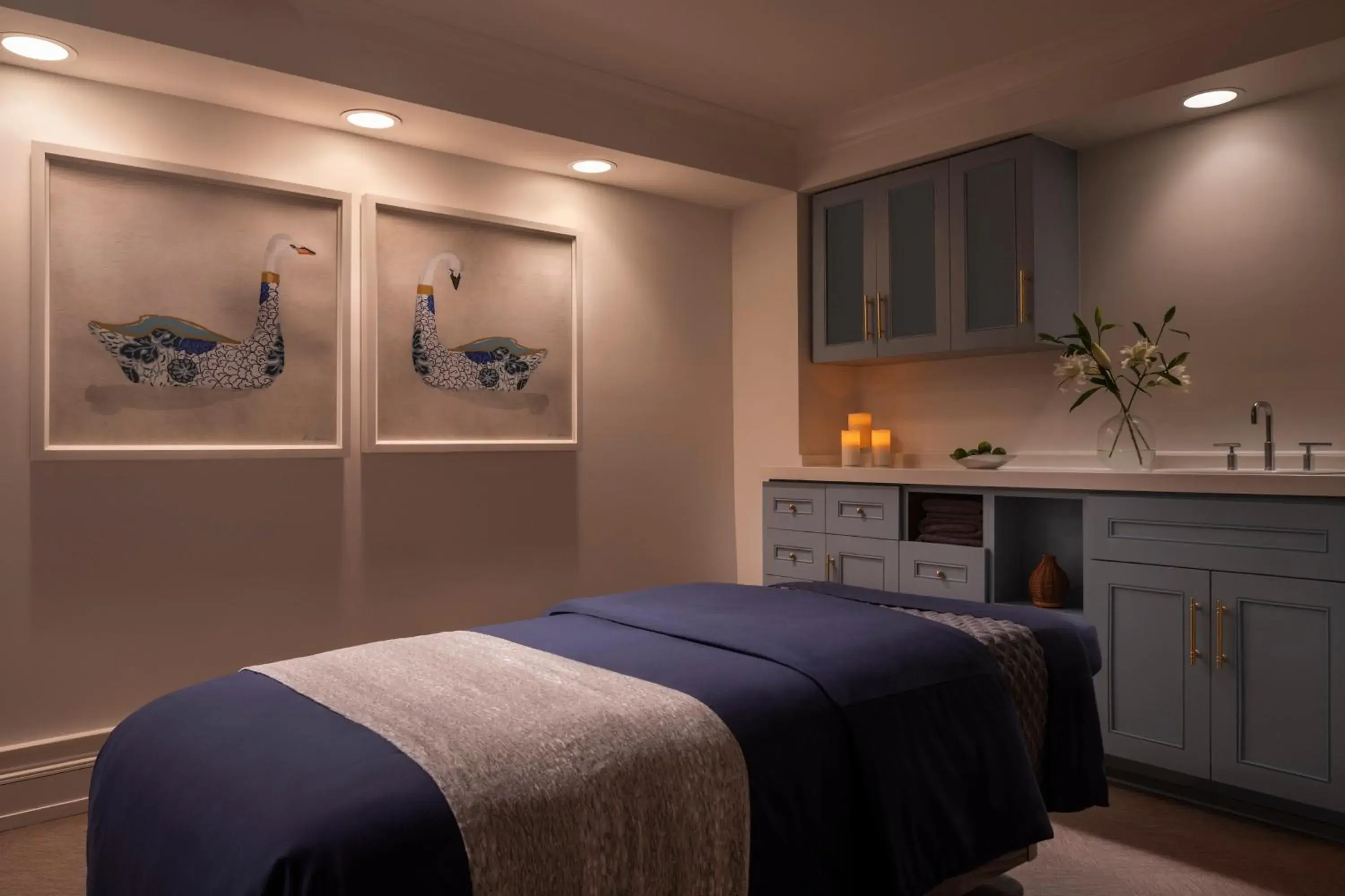 Spa and wellness centre/facilities, Bed in Omni Hilton Head Oceanfront Resort Spa and wellness centre/facilities, Bed in Omni Hilton Head Oceanfront Resort